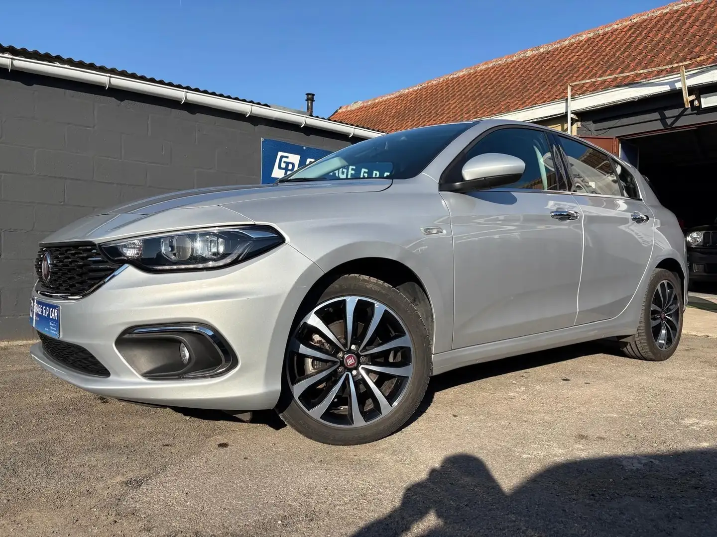 Fiat Tipo 1.4 Turbo Lounge Gris - 1