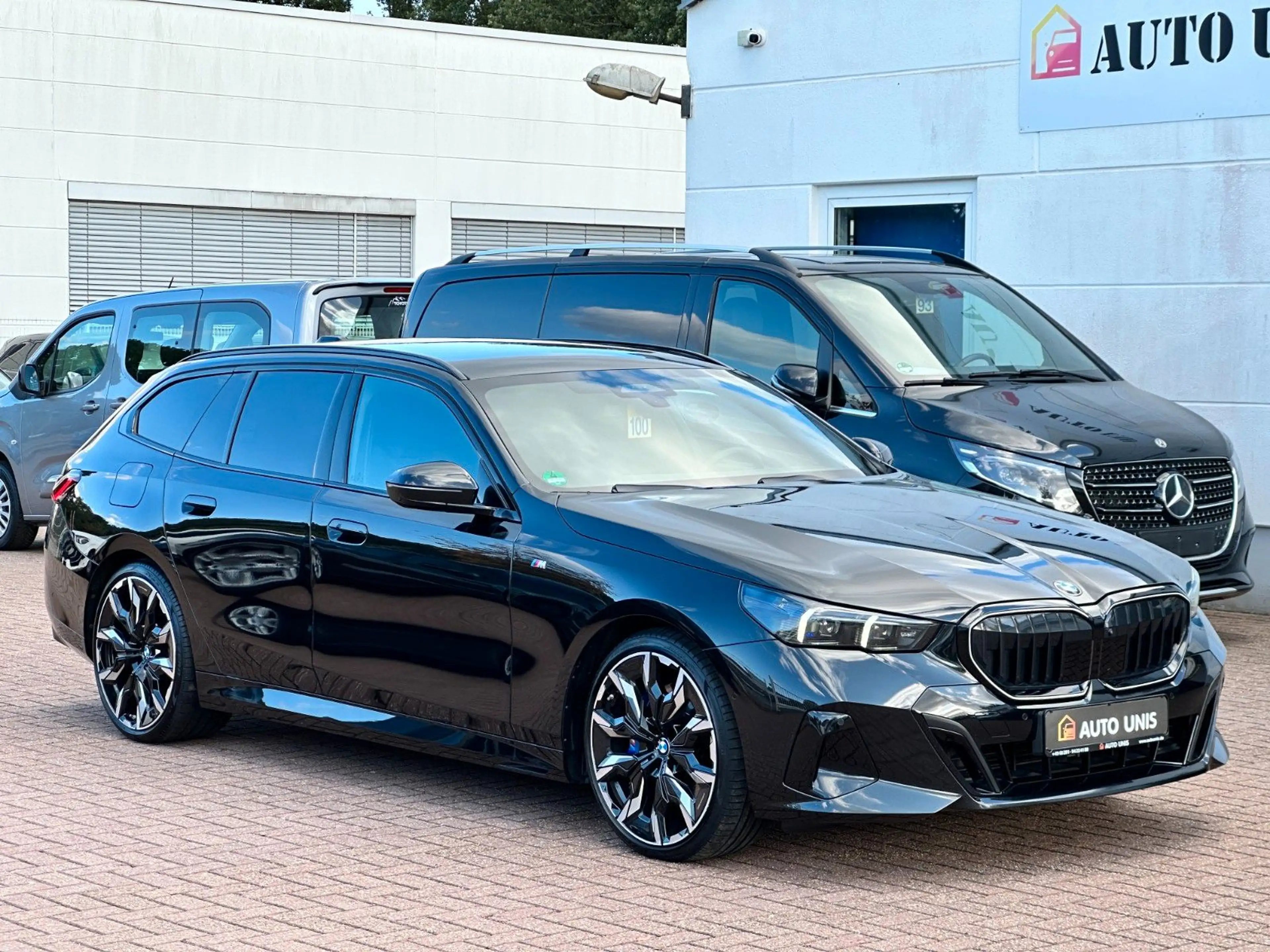 BMW 540 d Touring xDrive M Sport PRO Hud Cam Shadow — photo 3