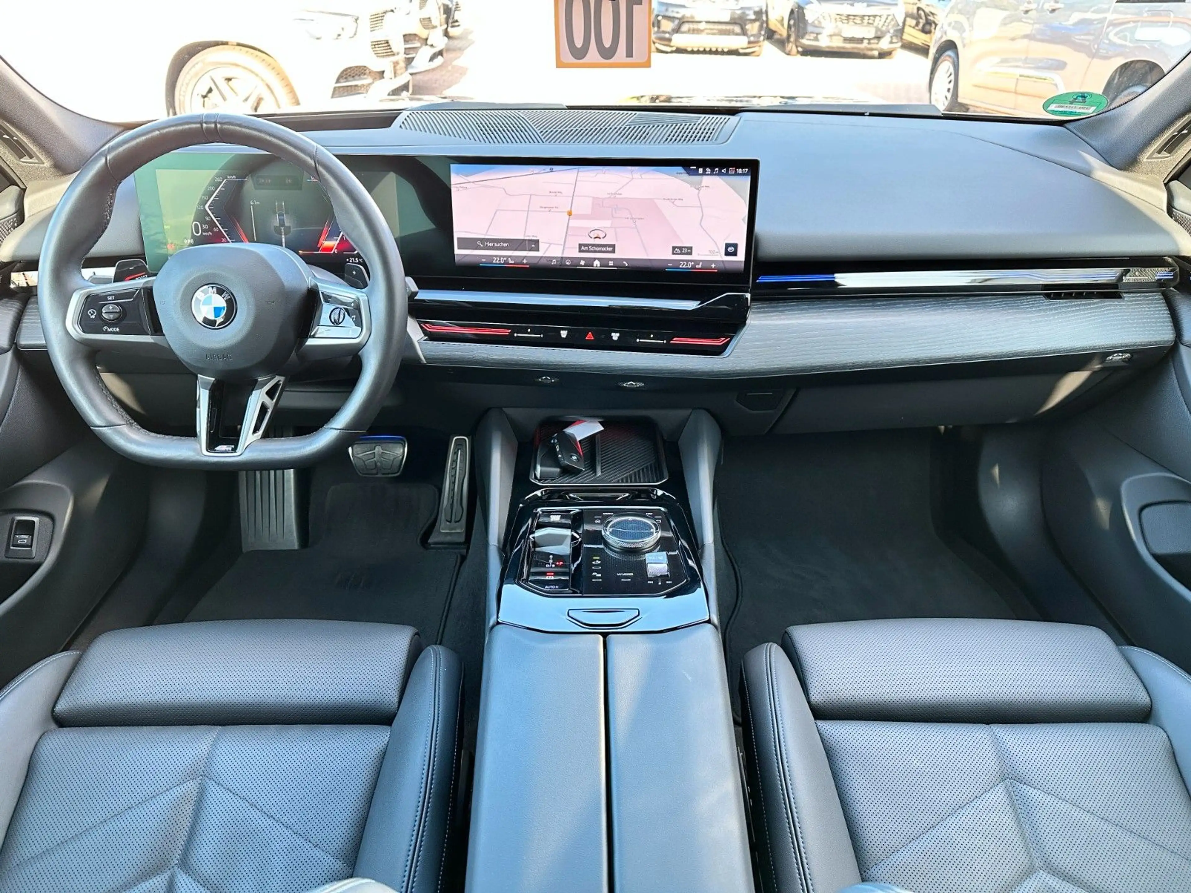 BMW 540 d Touring xDrive M Sport PRO Hud Cam Shadow — photo 13