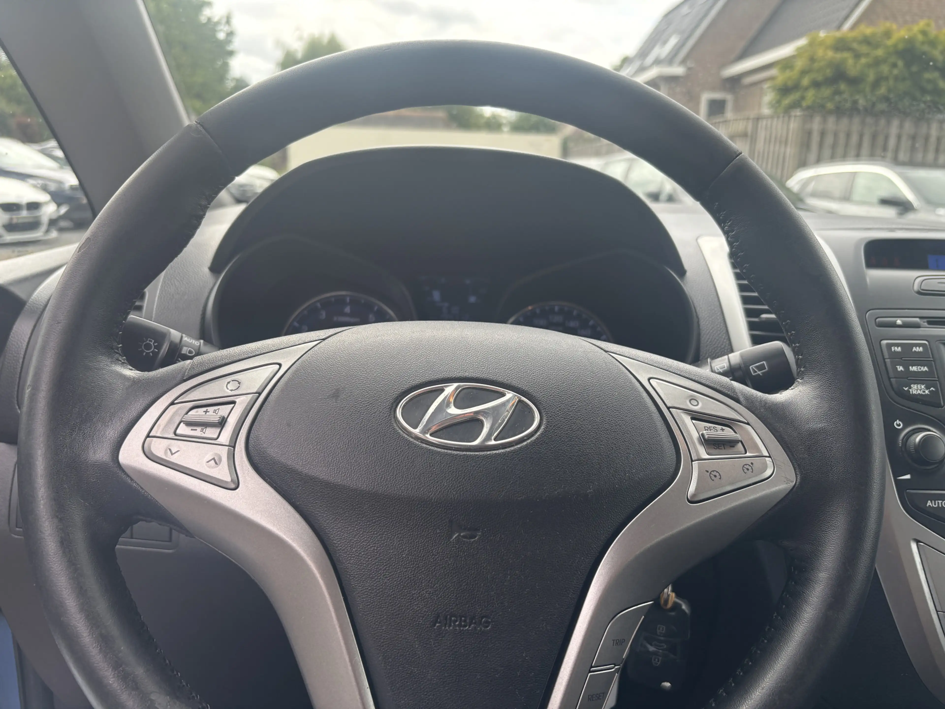 Hyundai iX20 1.6i i-Vision Airco / Audio / Trekhaak — photo 4