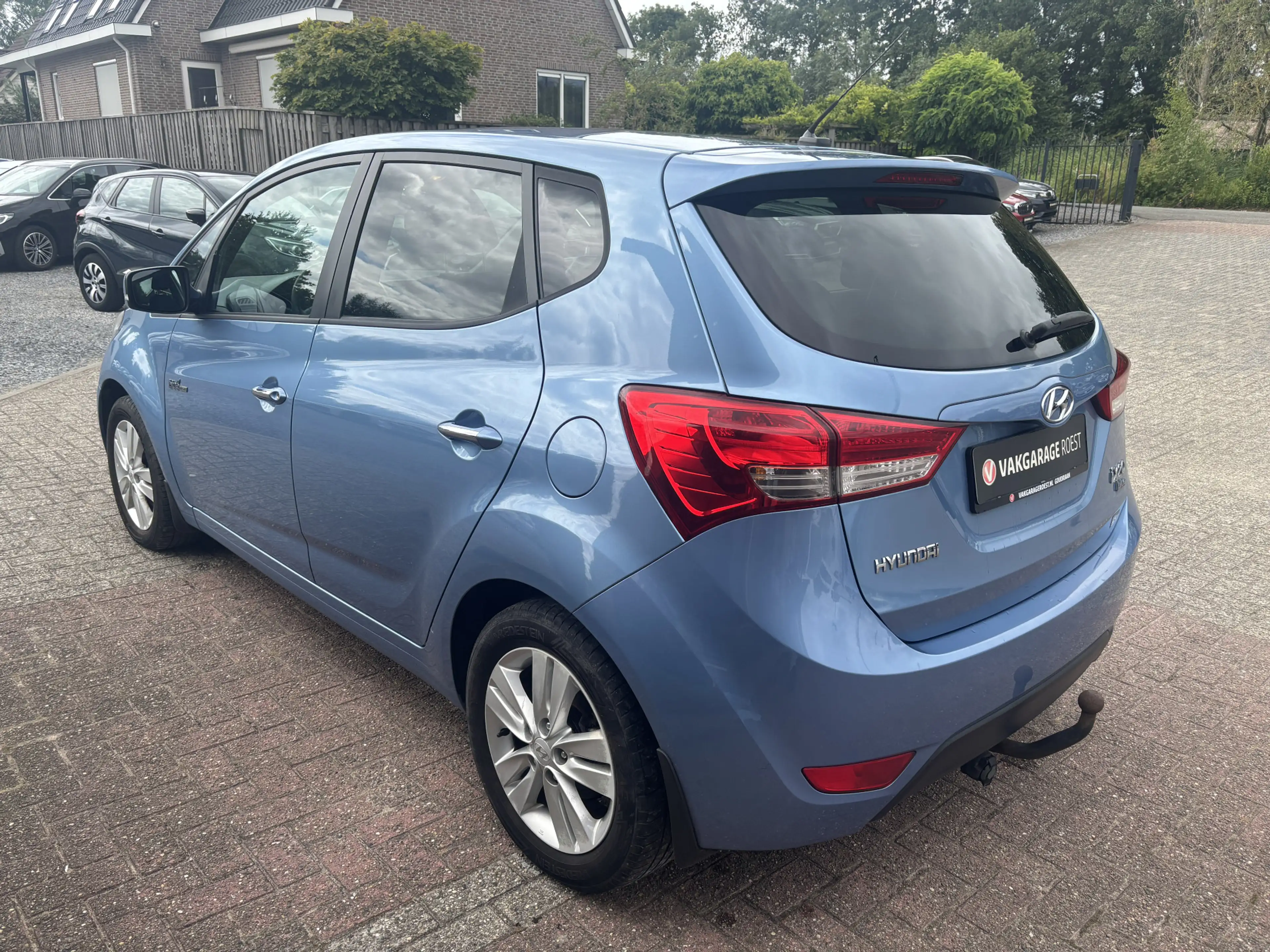 Hyundai iX20 1.6i i-Vision Airco / Audio / Trekhaak — photo 13