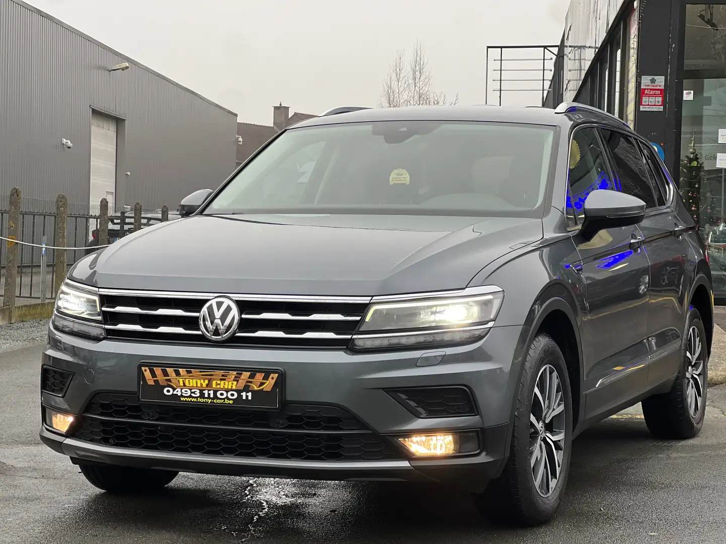 Volkswagen Tiguan Allspace 1.4TSI*DSG*7PL*NAVI*XENON*BT*USB*GARANRIE Gris - 2
