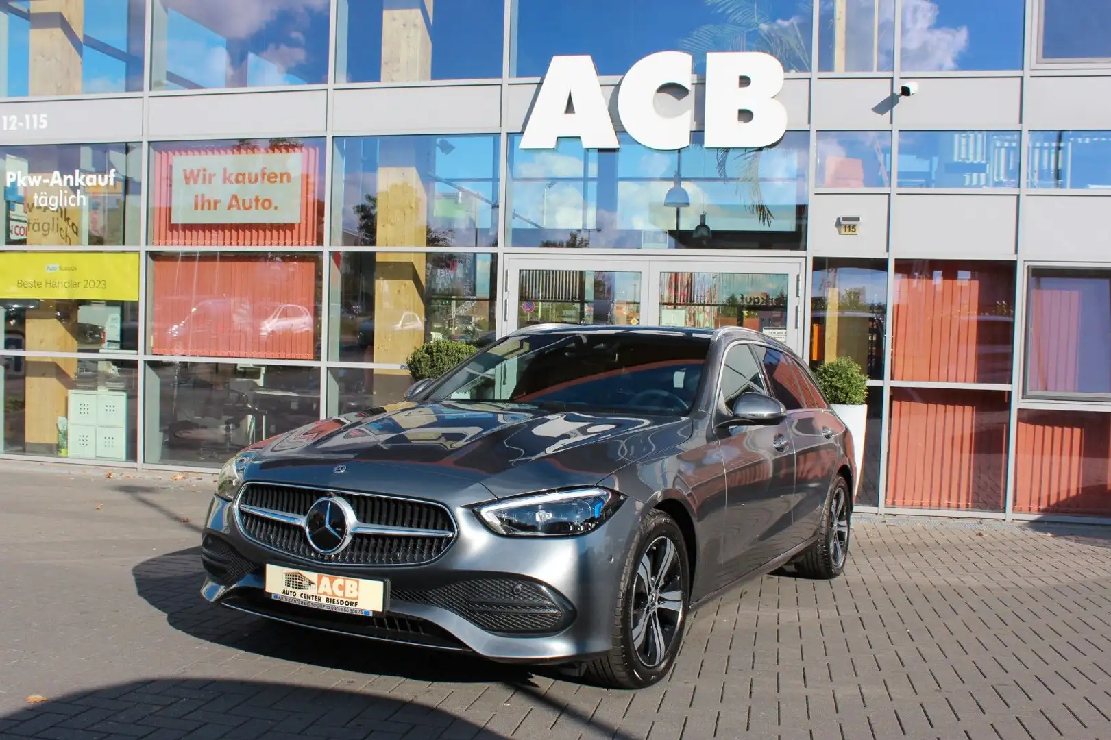 Mercedes-Benz C 200 T 4Matic Burmester Distronic LNP 82T€ Grau - 1