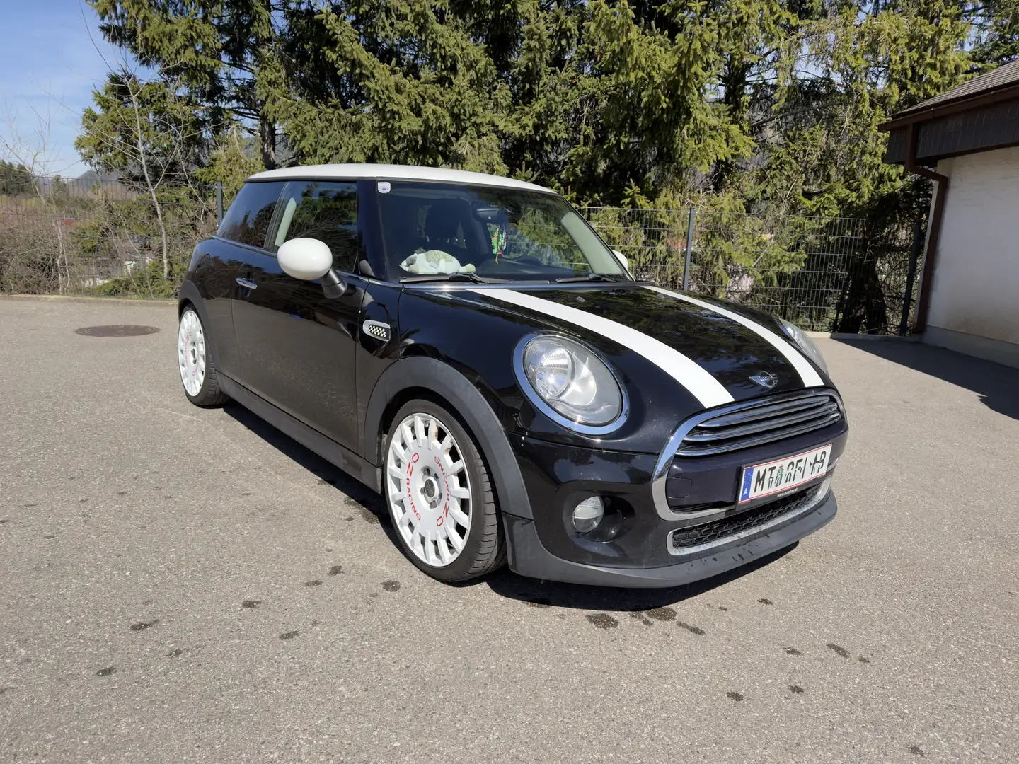 MINI Cooper Hatch COOPER - 1