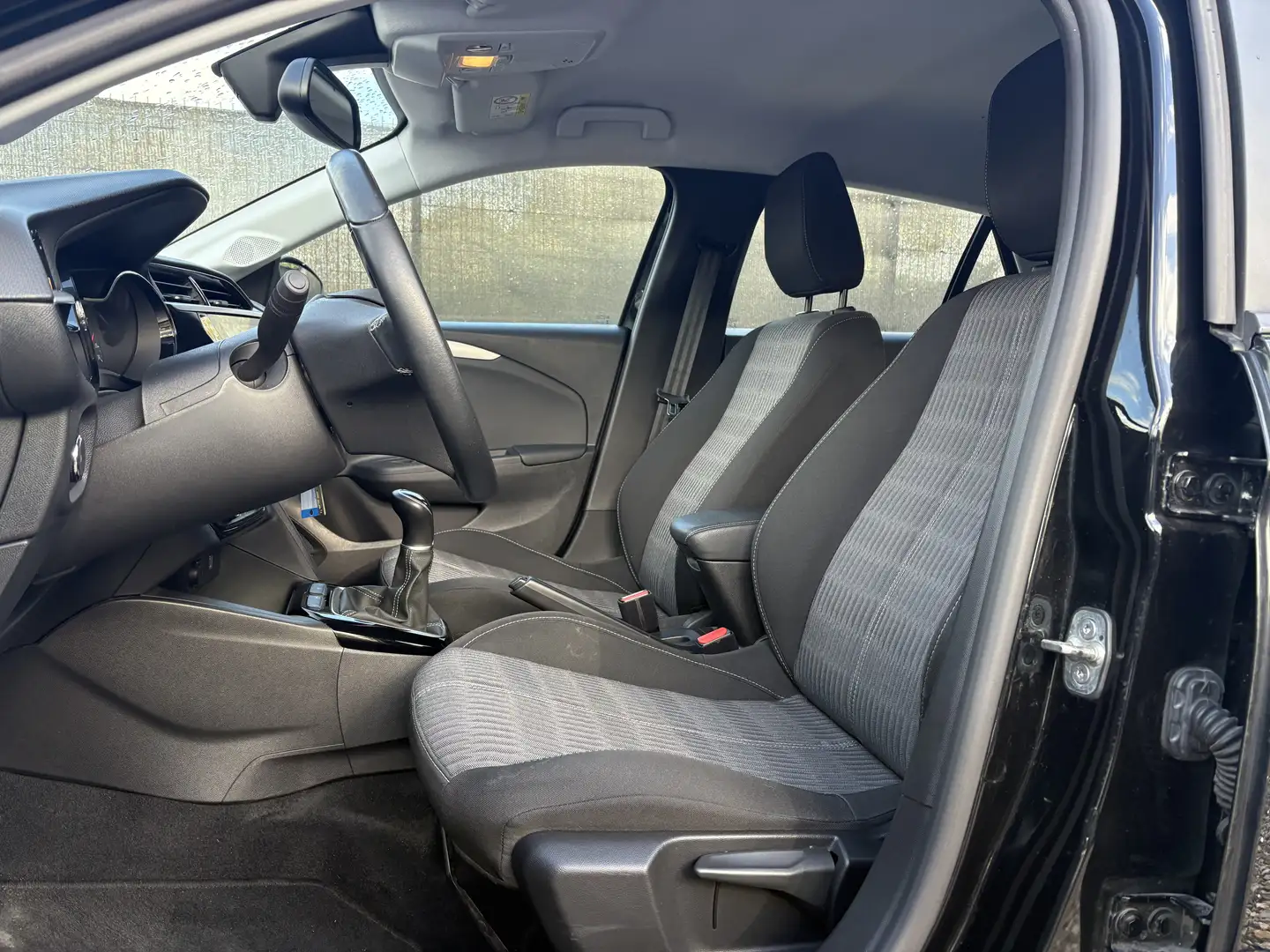 Opel Corsa Corsa 1.2i Edition S/S (EU6.4AP) Zwart - 2