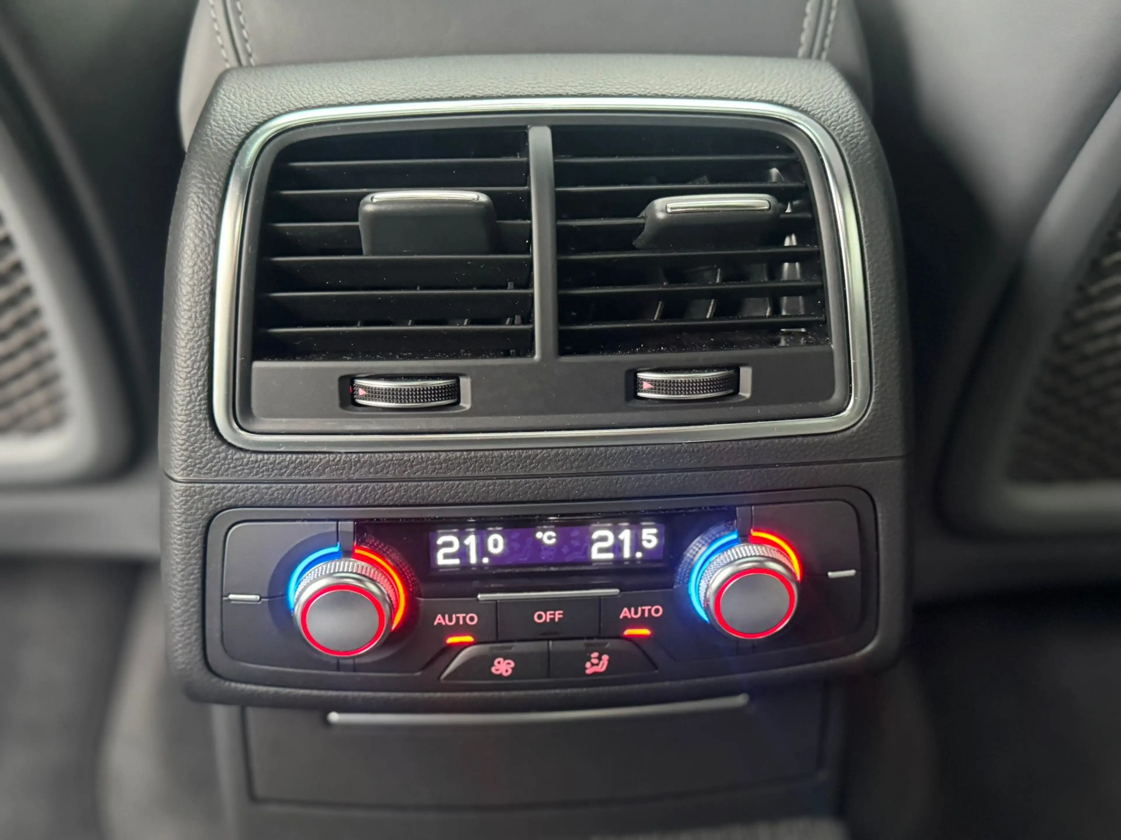 Audi S7 4.0 TFSI B&O*Nachtsicht*Matrix*Massage*HUD — photo 13