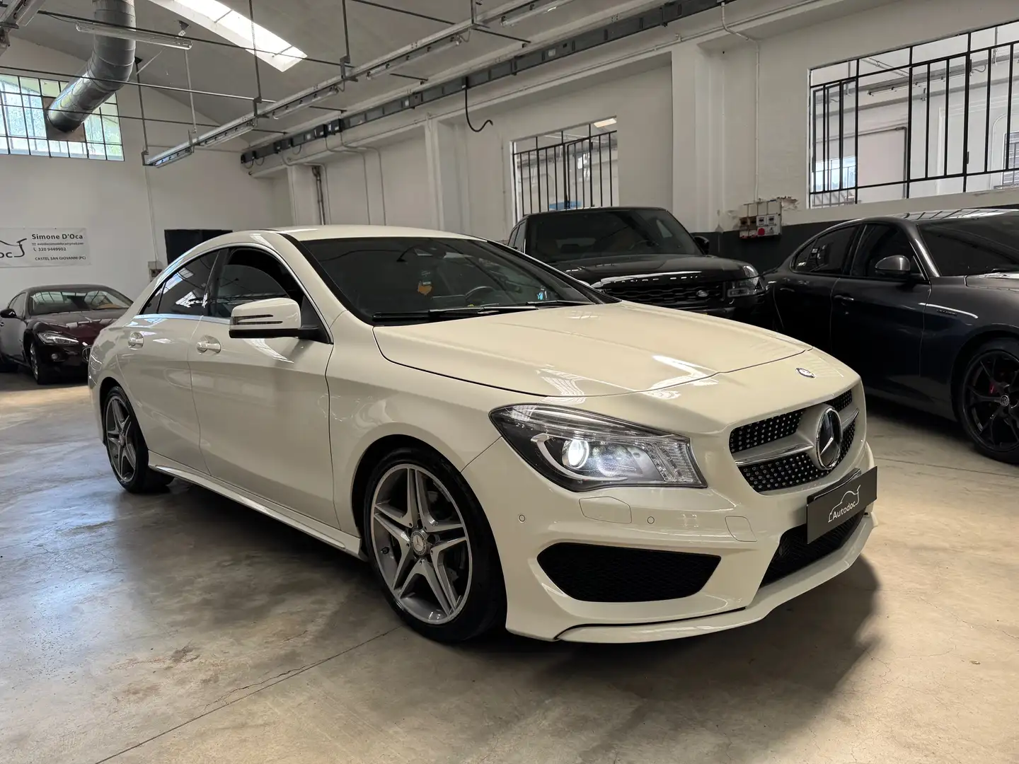 Mercedes-Benz CLA 200 d 2.2 PREMIUM AMG Dark Night auto Bianco - 2