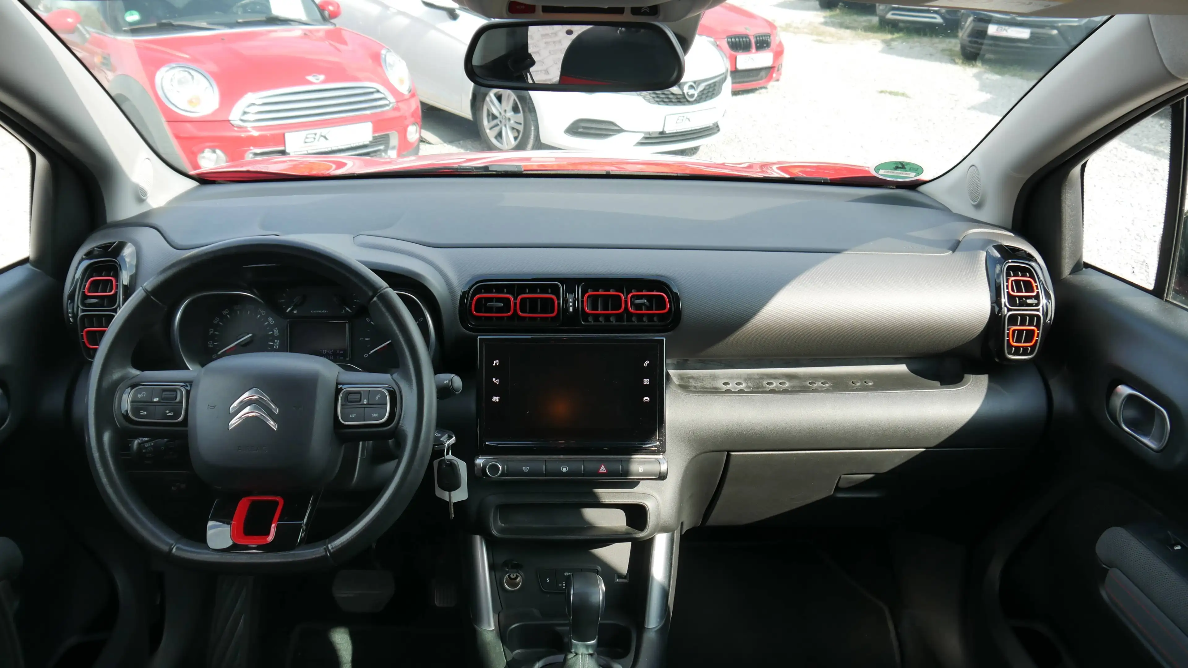 Citroen C3 Aircross 2. Hand Scheckheftgepflegt Automatik Rückfahrkamera Klima Tempomat — photo 10