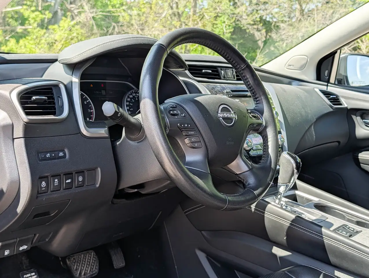 Nissan Murano снимка Nissan Murano