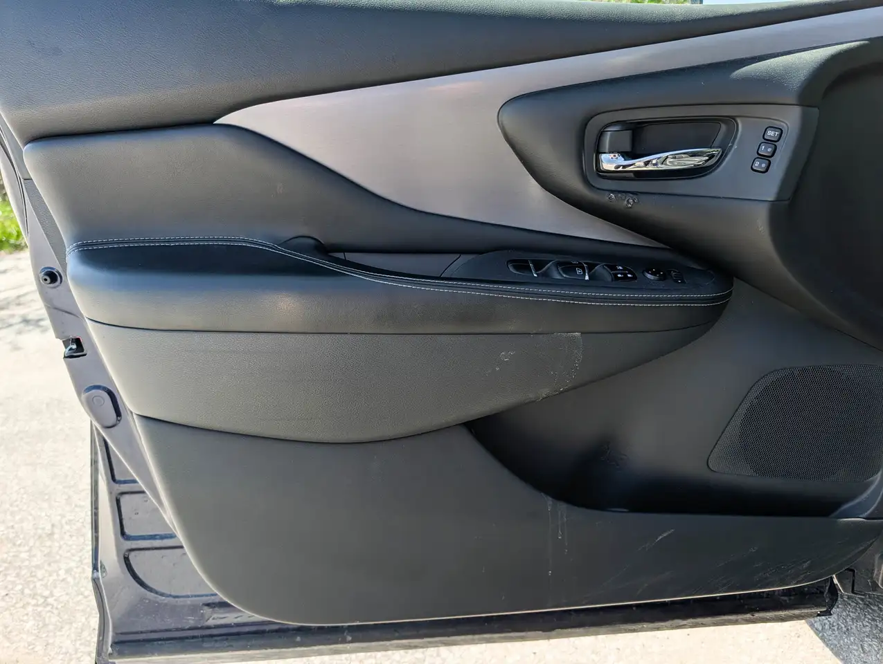 Nissan Murano снимка Nissan Murano