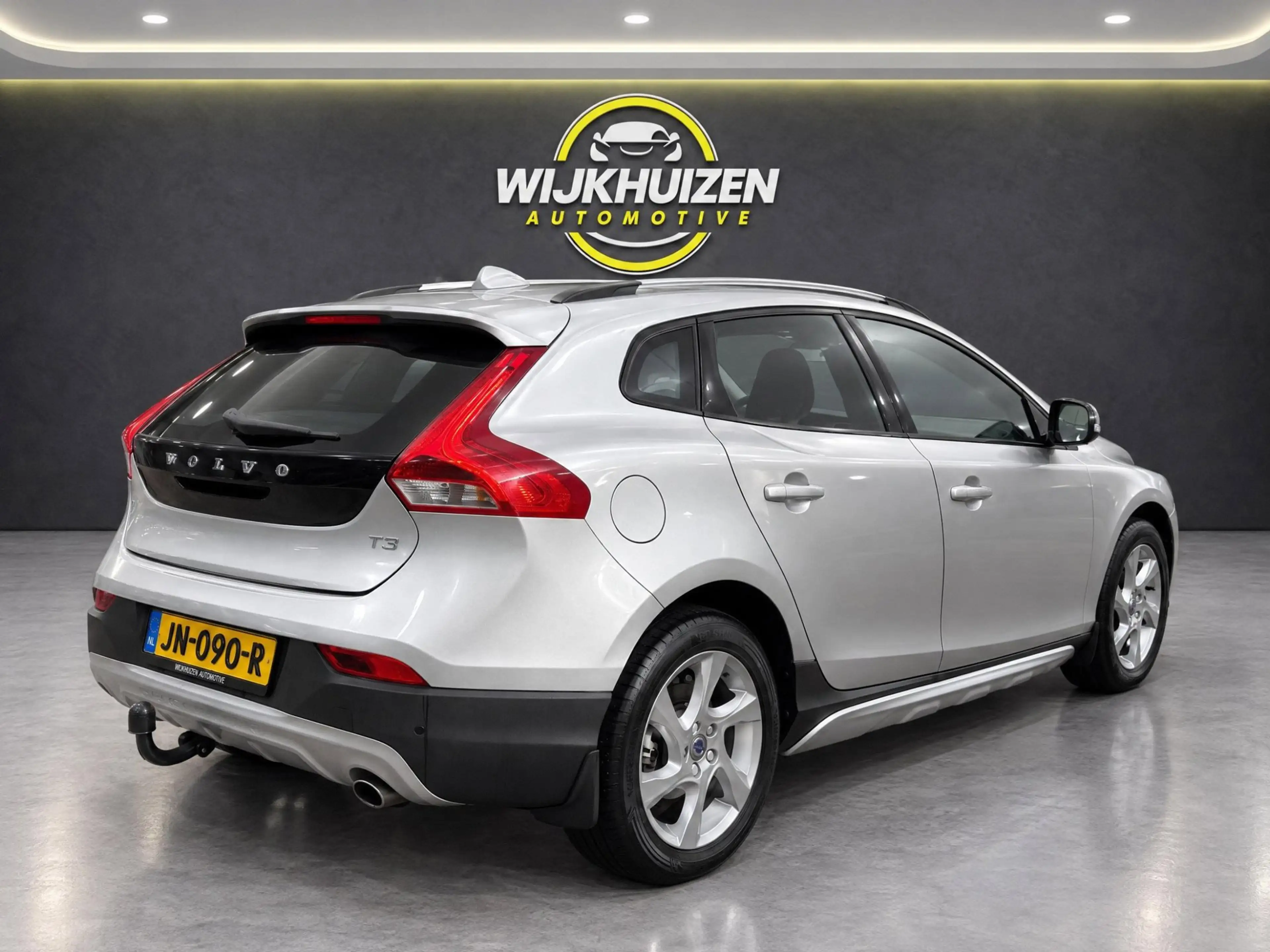 Volvo V40 Cross Country 2.0 T3 Momentum met Climate !!! Cruise !!! Led !!! — photo 4
