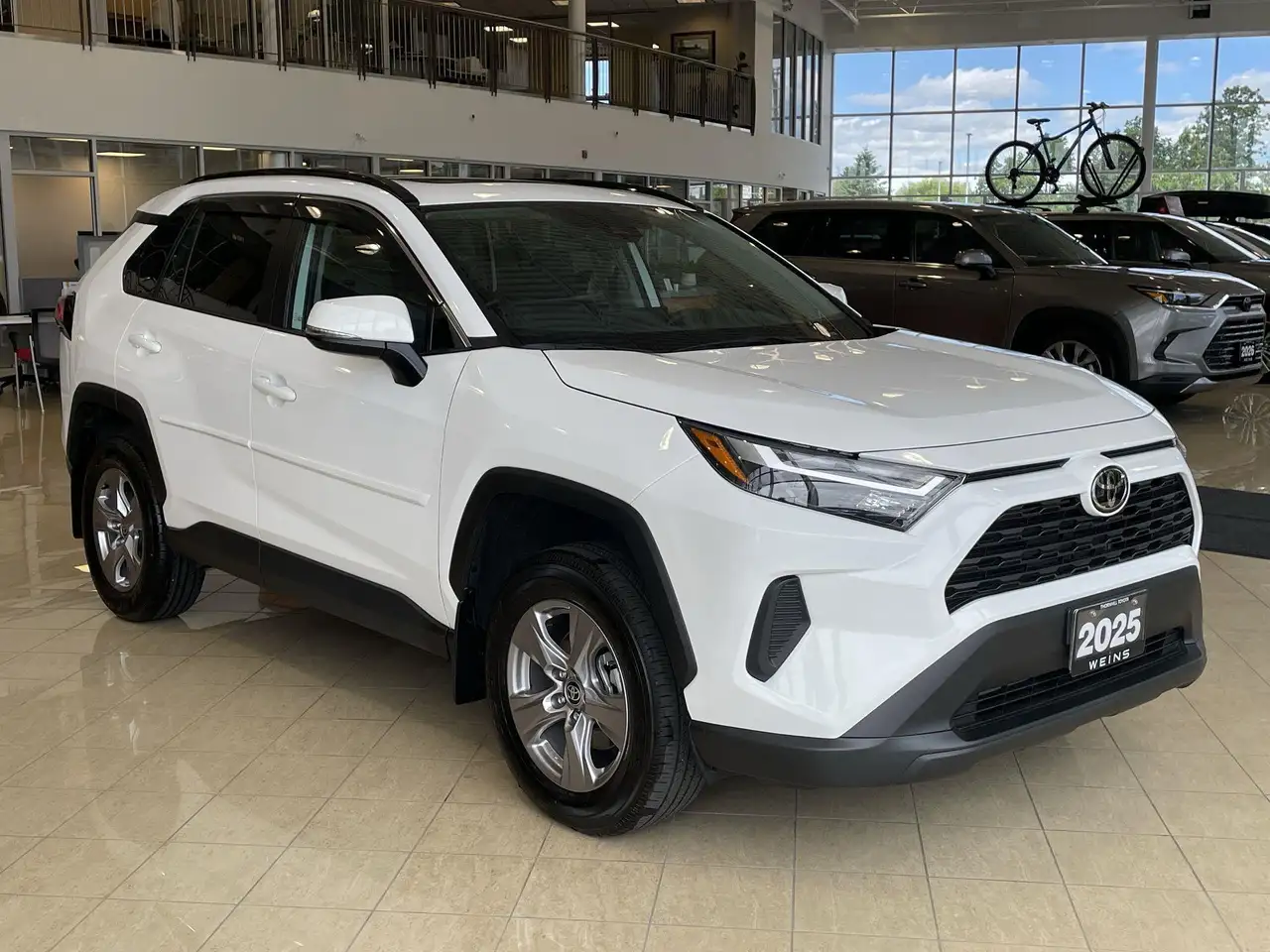 Toyota RAV 4 снимка Toyota RAV 4