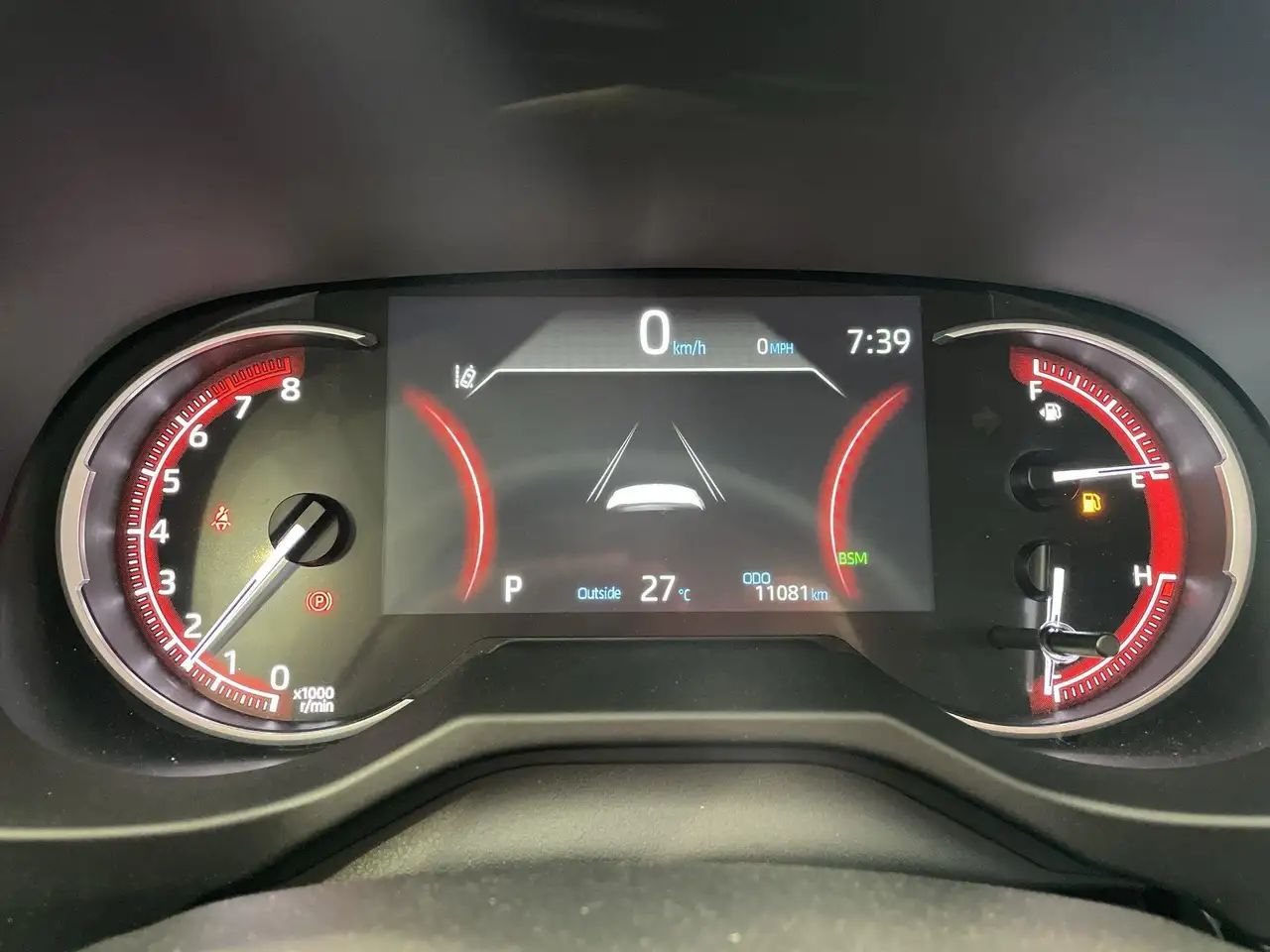 Toyota RAV 4 снимка Toyota RAV 4