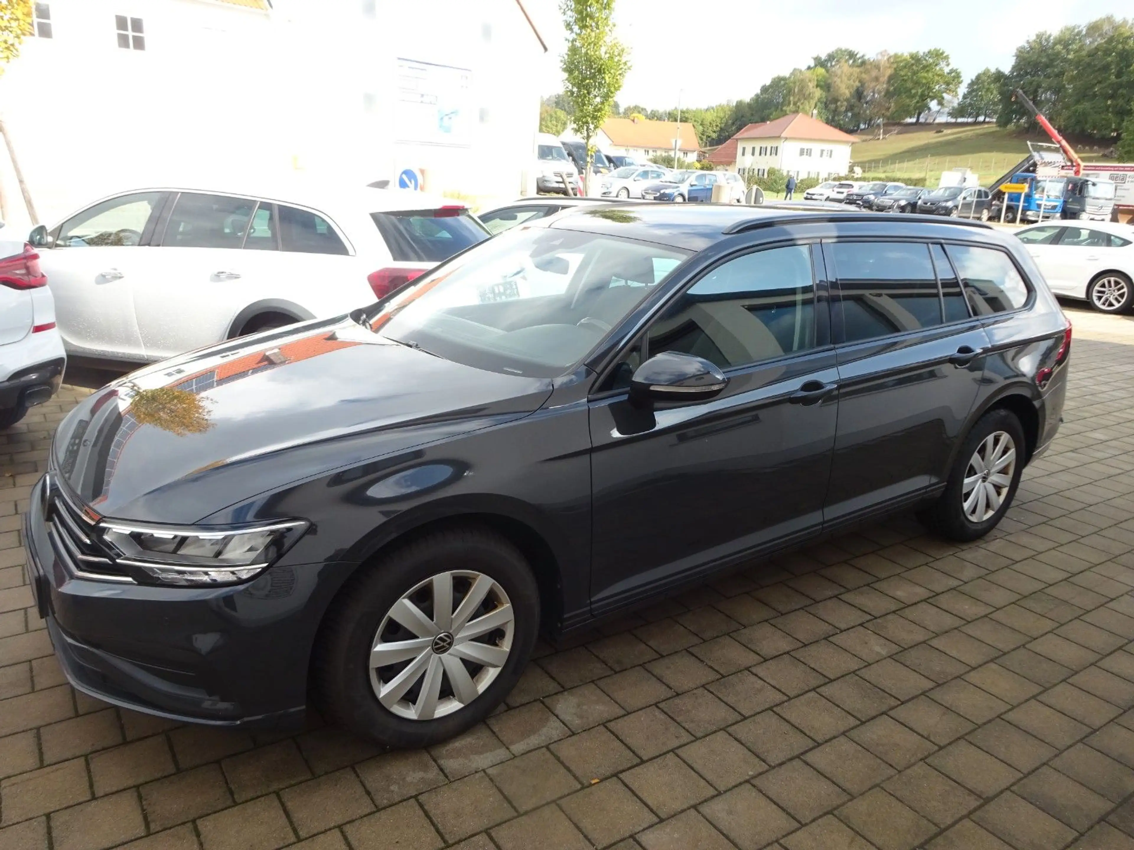 Volkswagen Passat Variant /NAVI/ACC/AHK schw. — photo 8
