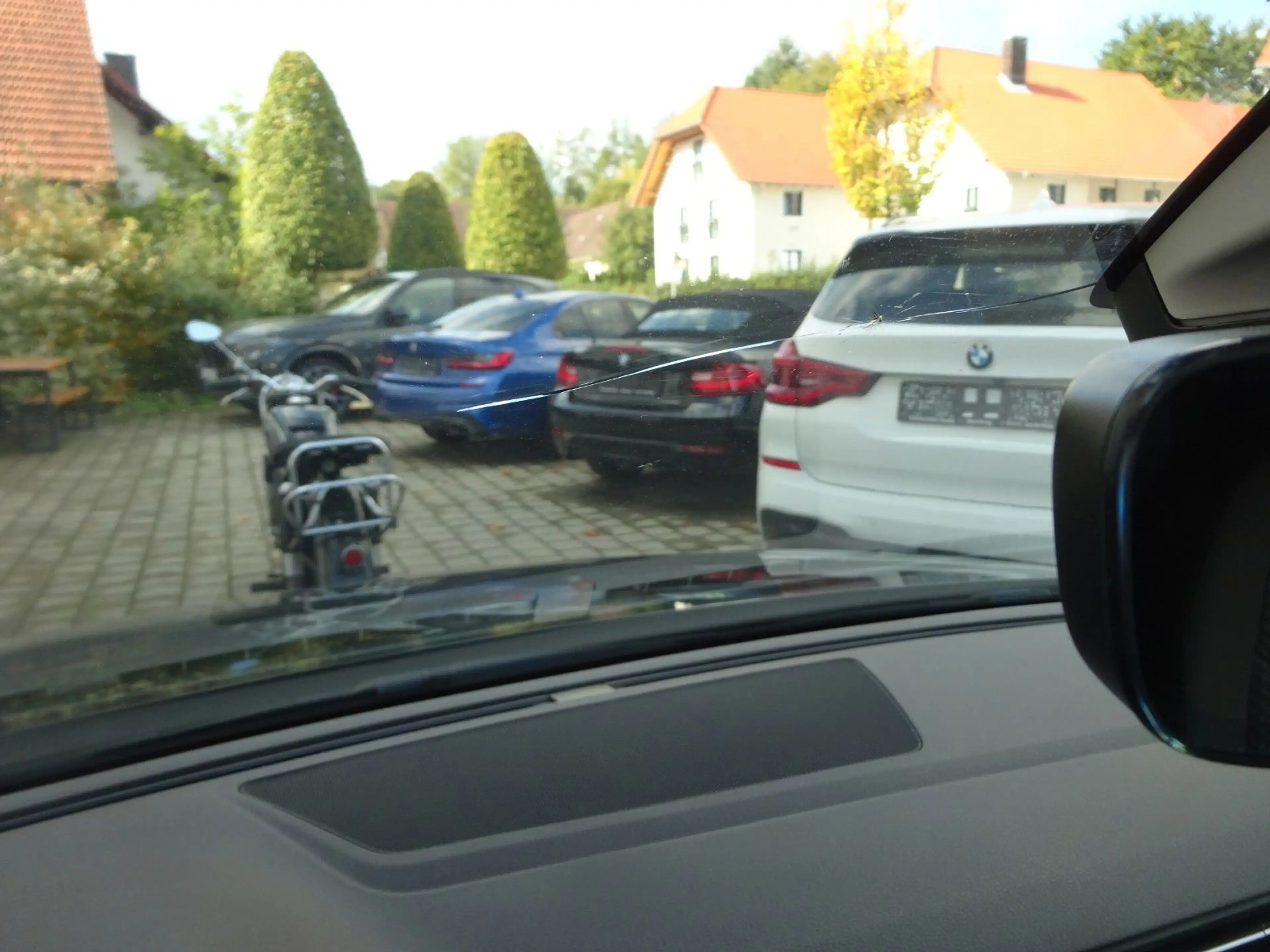 Volkswagen Passat Variant /NAVI/ACC/AHK schw. — photo 2