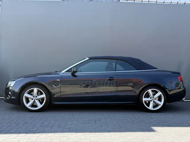 Audi A5 view 8