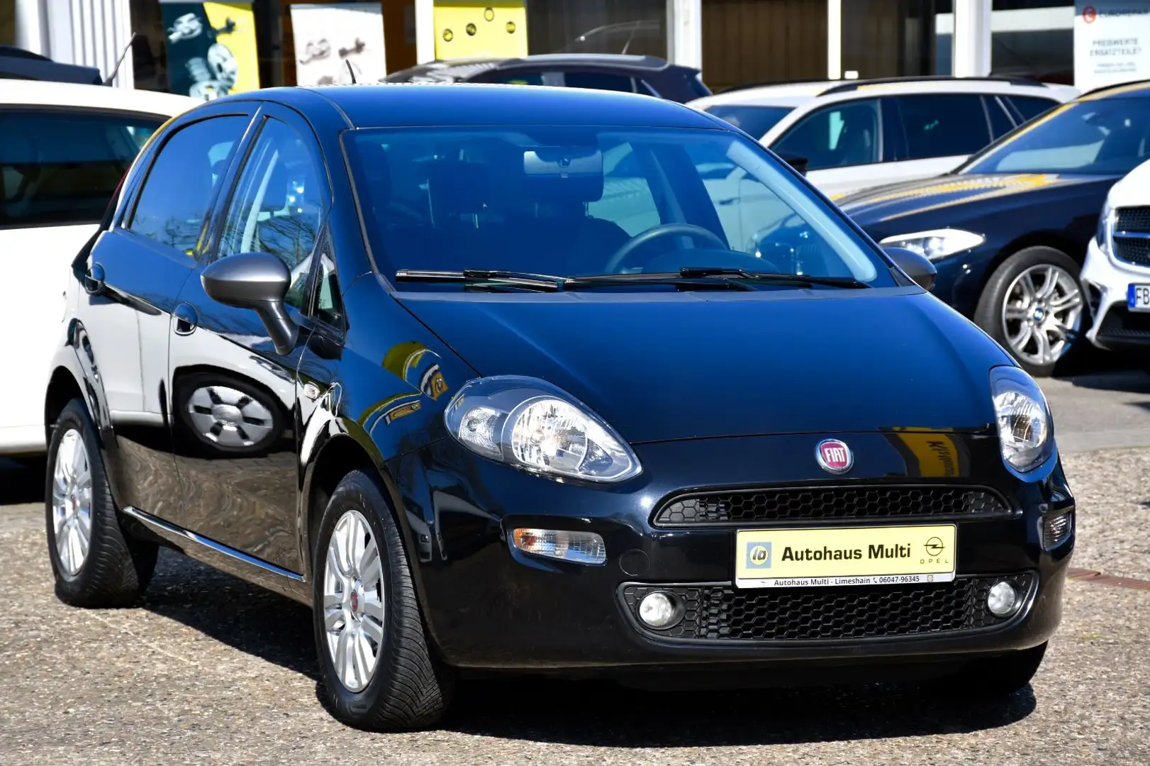 Fiat Punto Young 5-trg. Navi Klima PDC City Schwarz - 2
