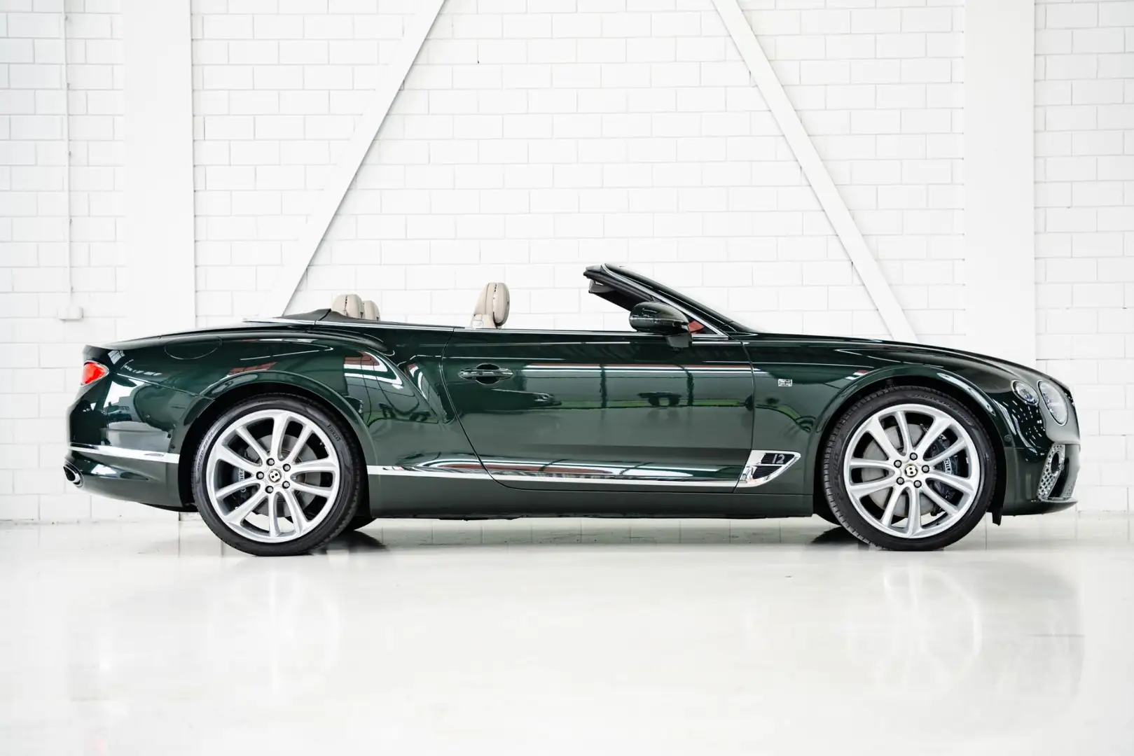 Bentley Continental GTC 6.0 W12 First Edition | Centenary Edition | Mullin Vert - 2