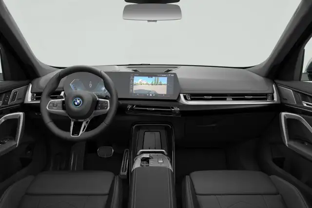 BMW X1 view 3