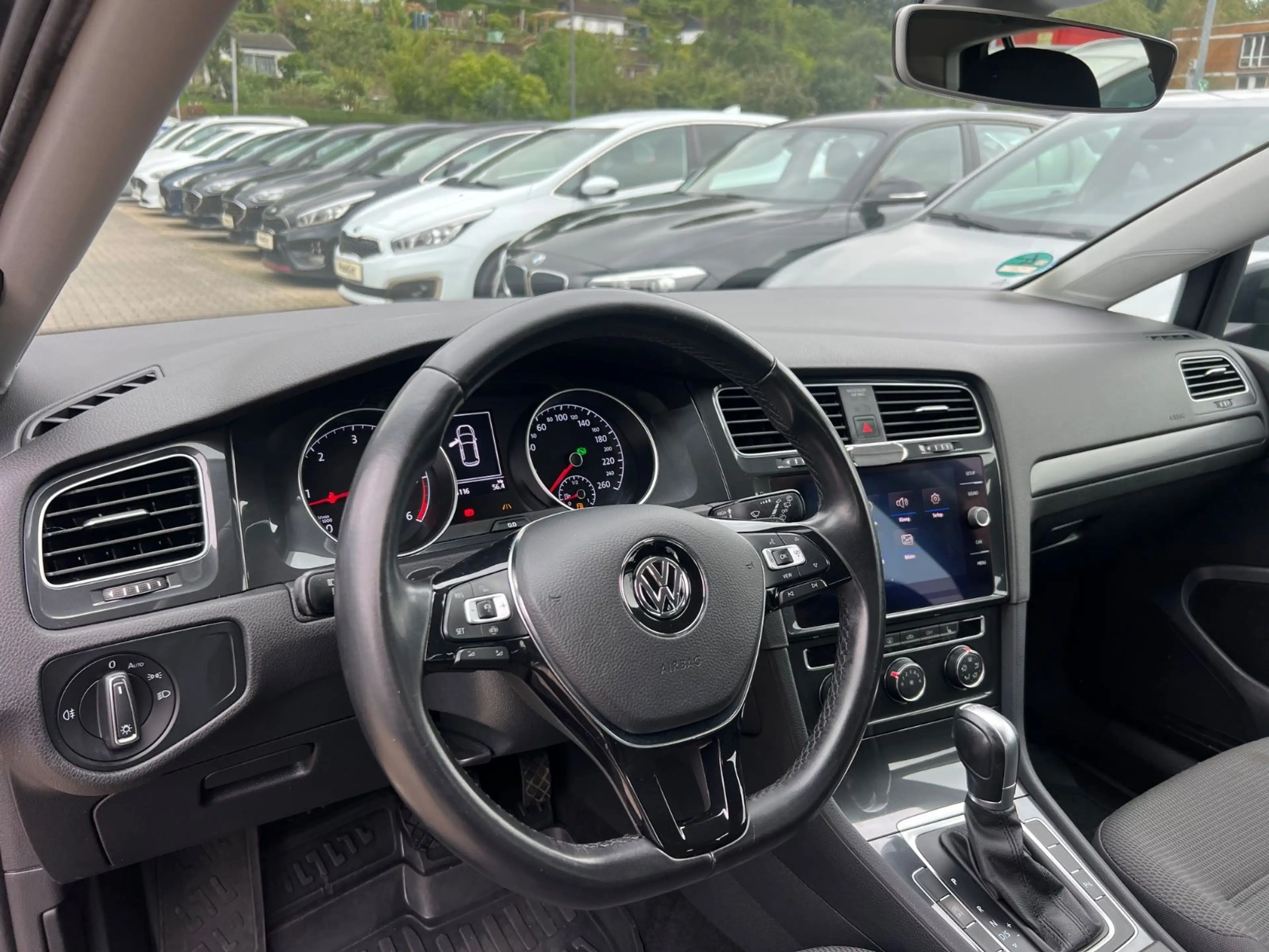 Volkswagen Golf VII Lim. Comfortline DSG*KLIMAAUT*TEMP*SHZ* — photo 7