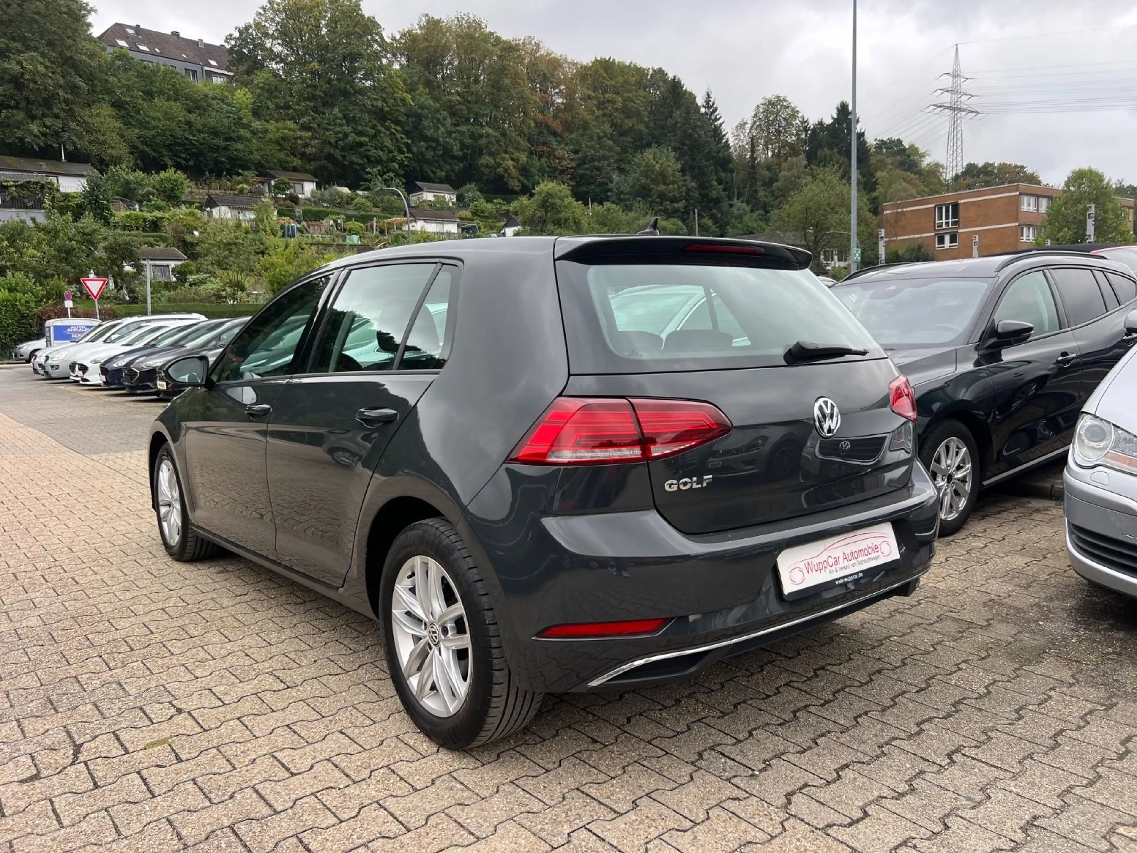 Volkswagen Golf VII Lim. Comfortline DSG*KLIMAAUT*TEMP*SHZ* — photo 2