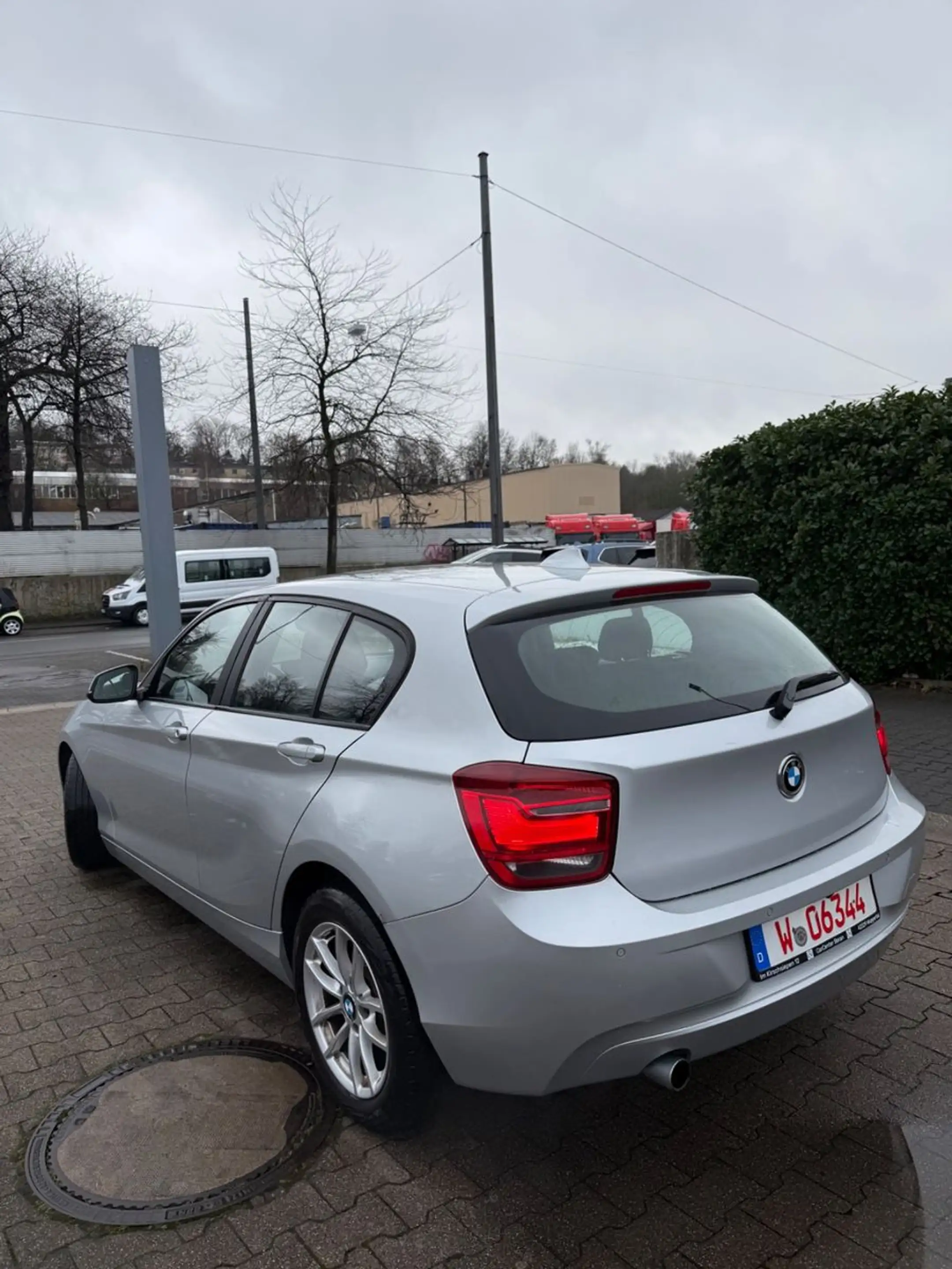 BMW 120 d 5trg. xDrive XENON NAVI SPORT — photo 6
