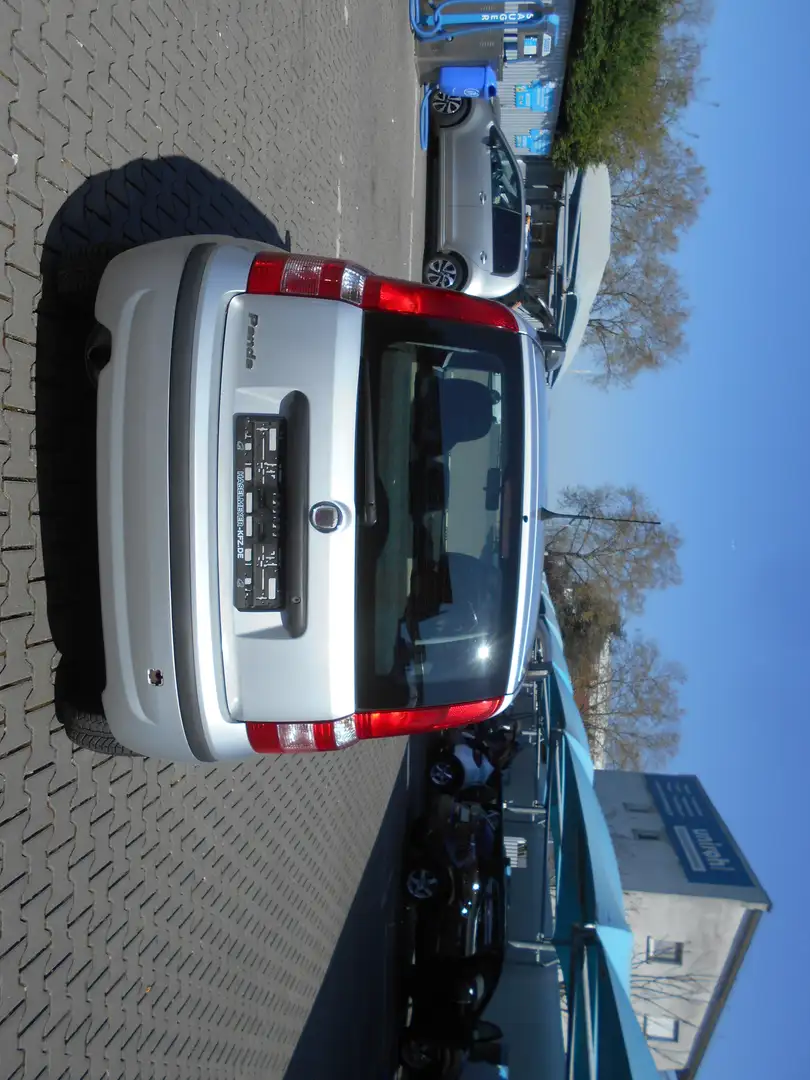 Fiat Panda 1.2 8V Dynamic/KLIMA/EUR04/HU/AU BIS 08/2026 Grijs - 2