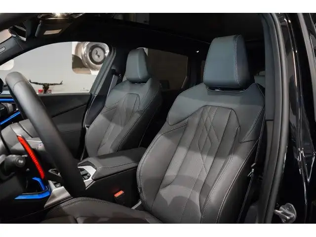 BMW X3 view 7