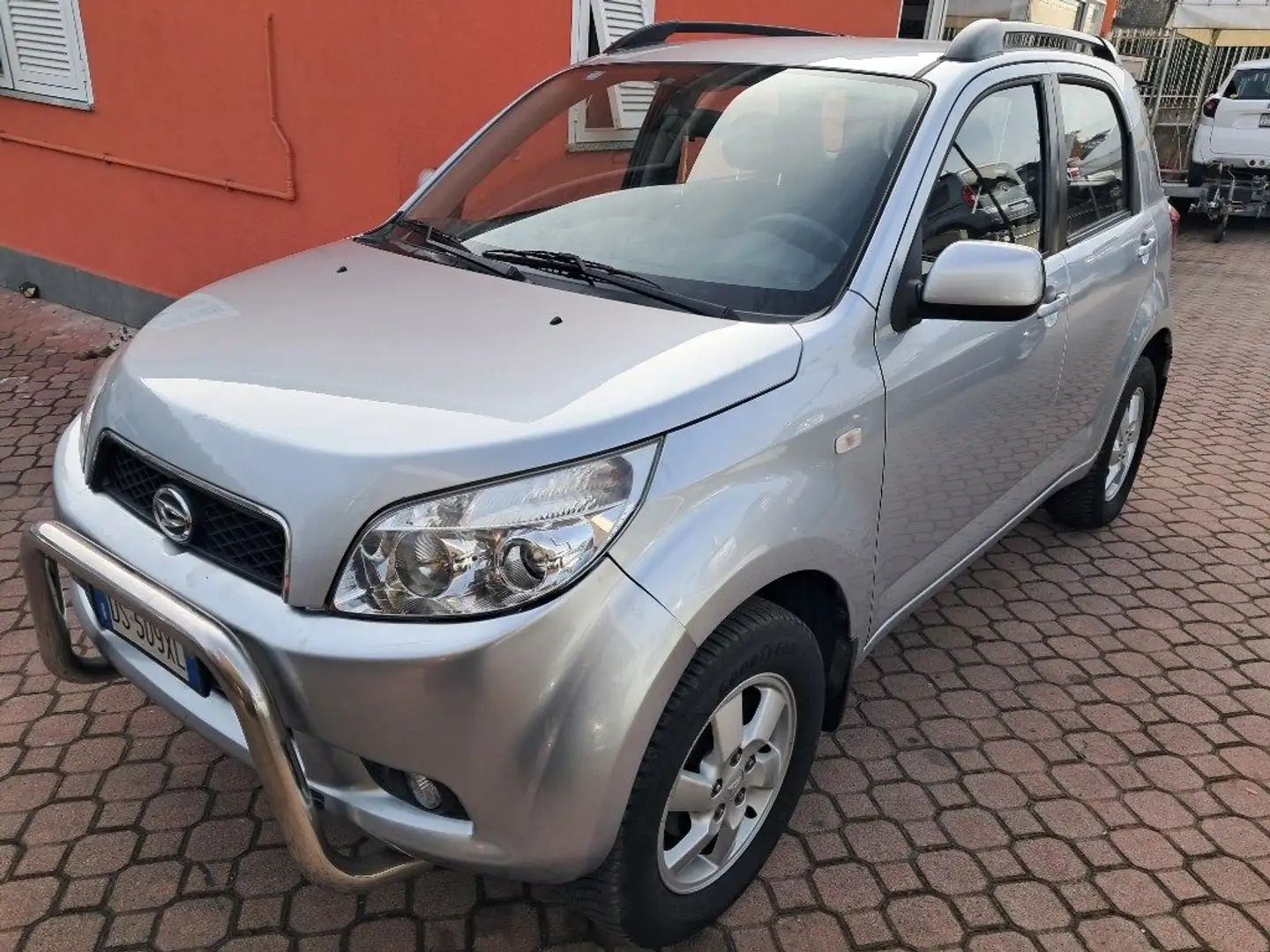 Daihatsu Terios 1.3 GPL mot. revis. Silber - 2