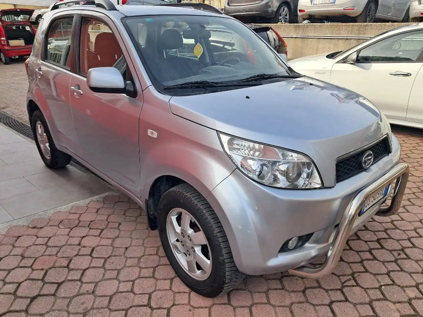Daihatsu Terios 1.3 GPL mot. revis. Silber - 1