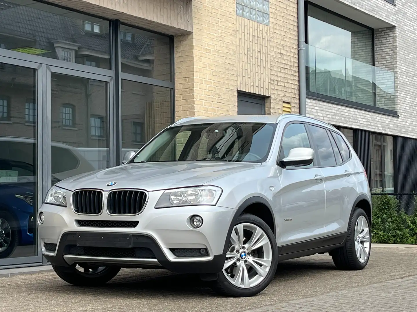 BMW X3 2.0i xDrive20 *LEDER - NAVI - GARANTIE* Gris - 1