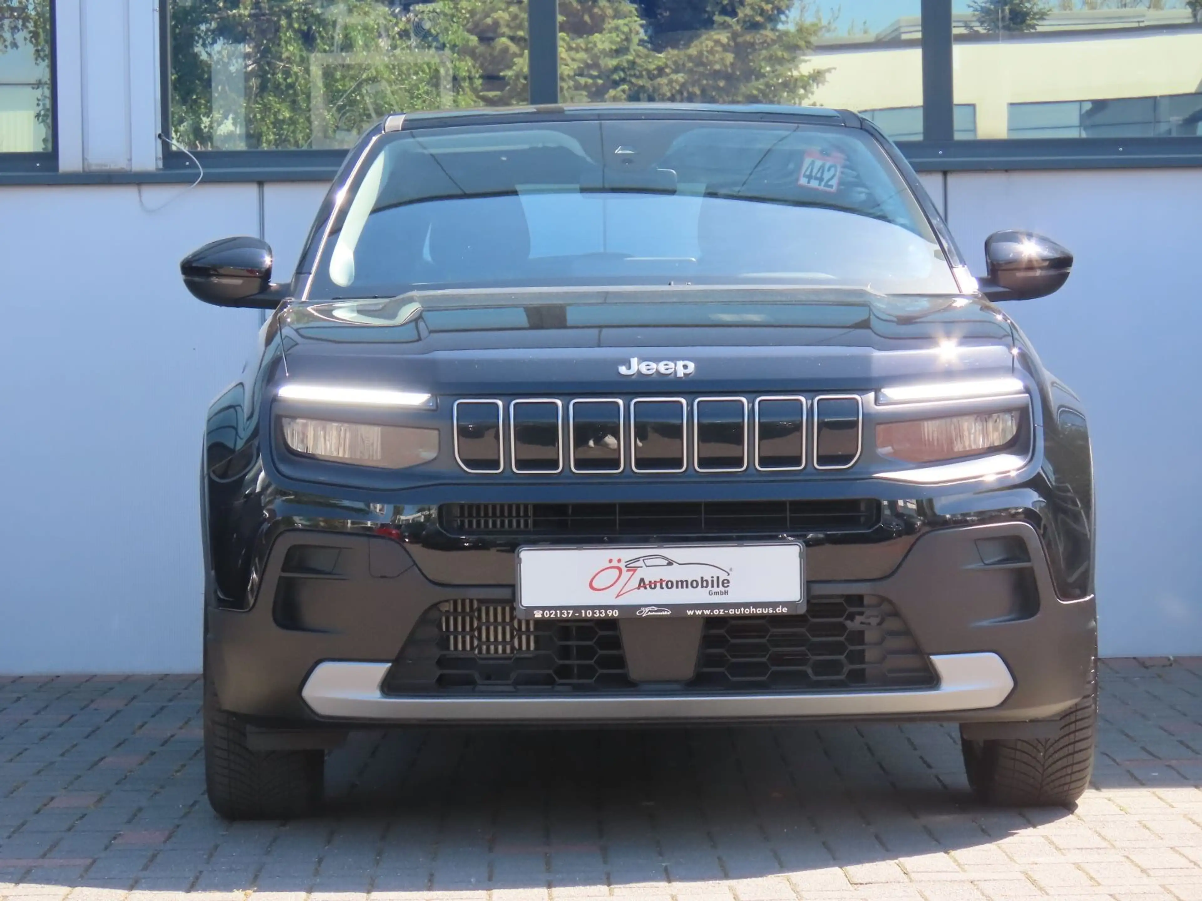 Jeep Avenger 1.2 GSE T3 GDI Klimaauto. CarPlay PDC — photo 2