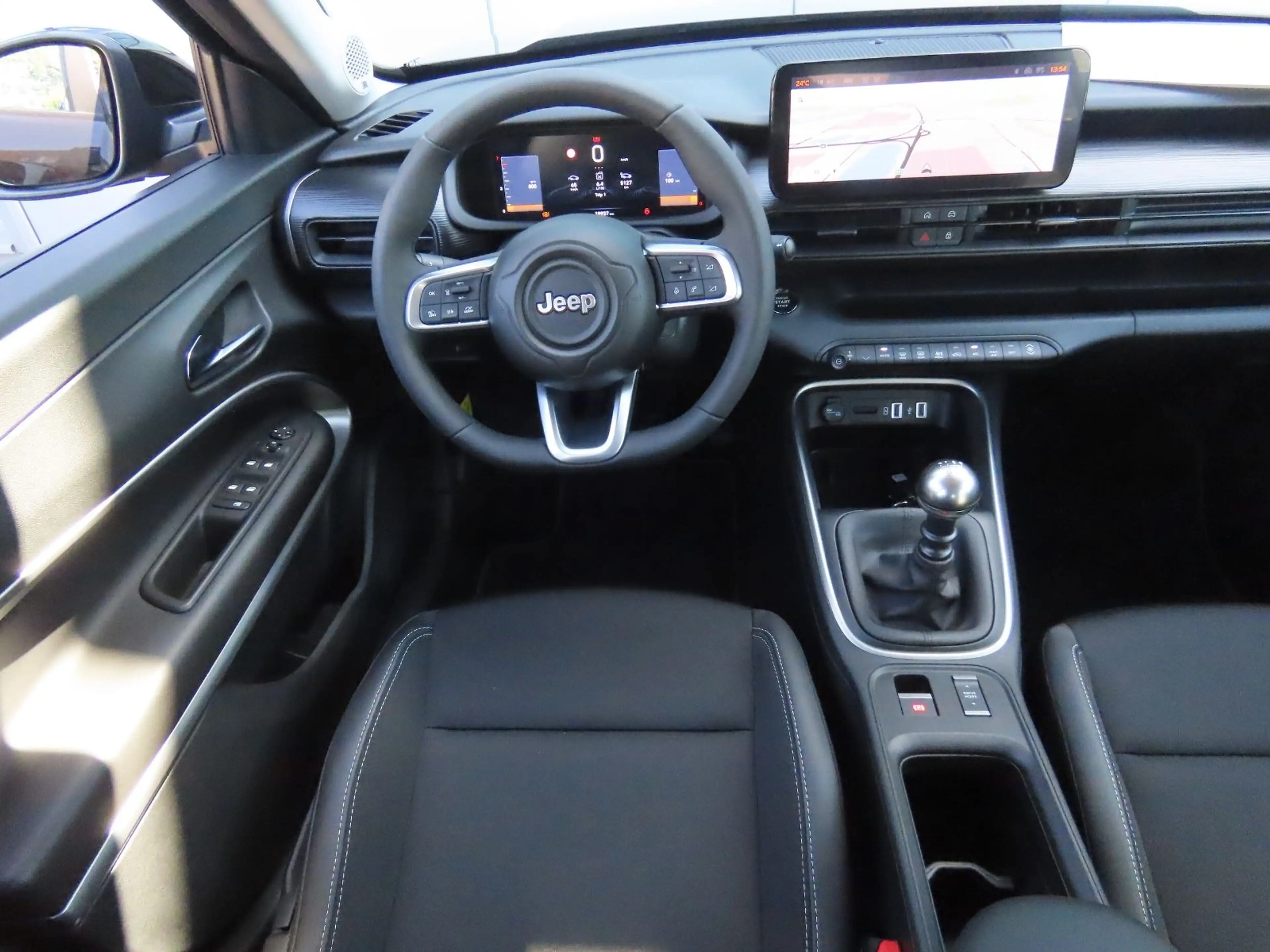 Jeep Avenger 1.2 GSE T3 GDI Klimaauto. CarPlay PDC — photo 15