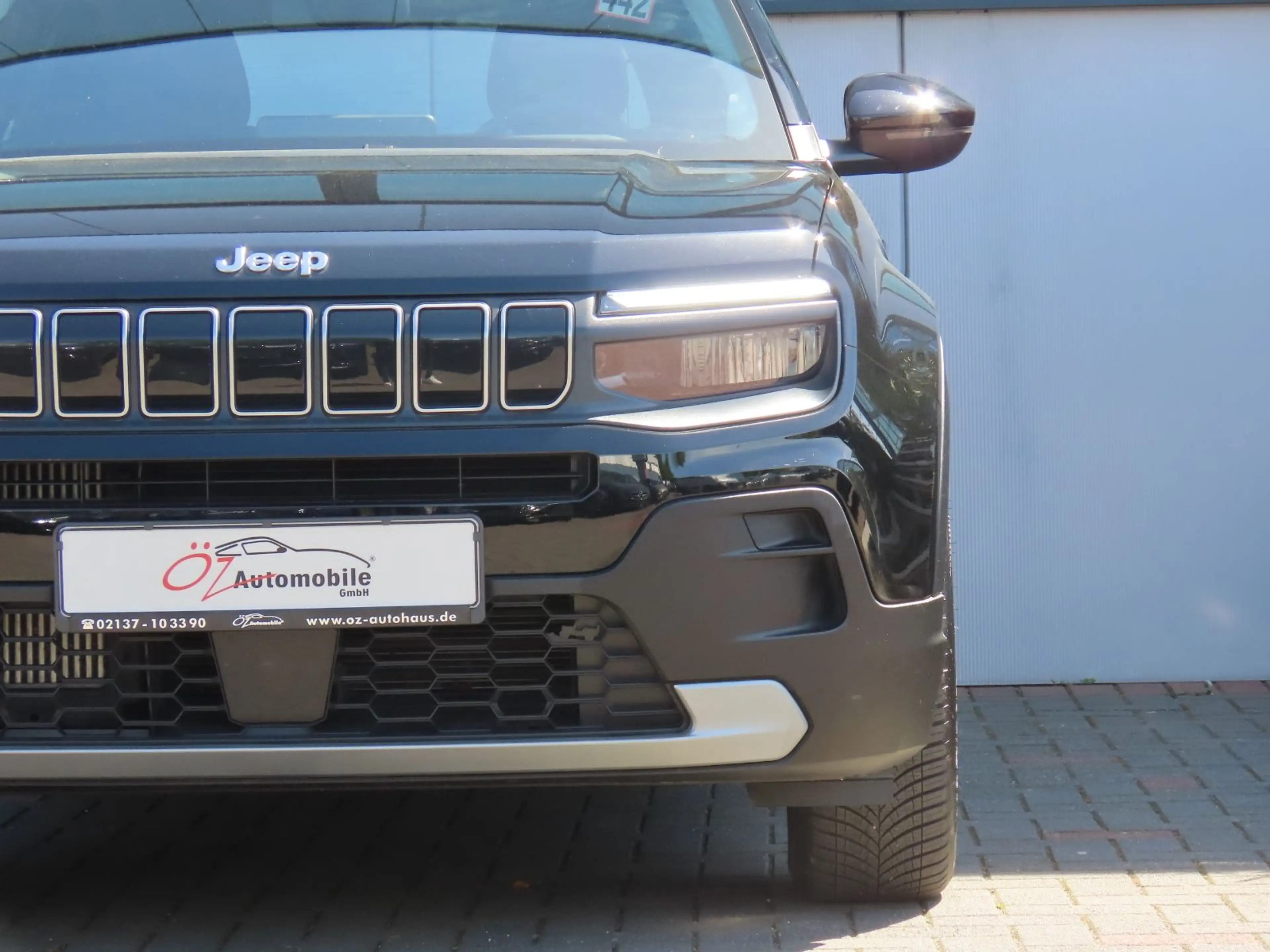 Jeep Avenger 1.2 GSE T3 GDI Klimaauto. CarPlay PDC — photo 3