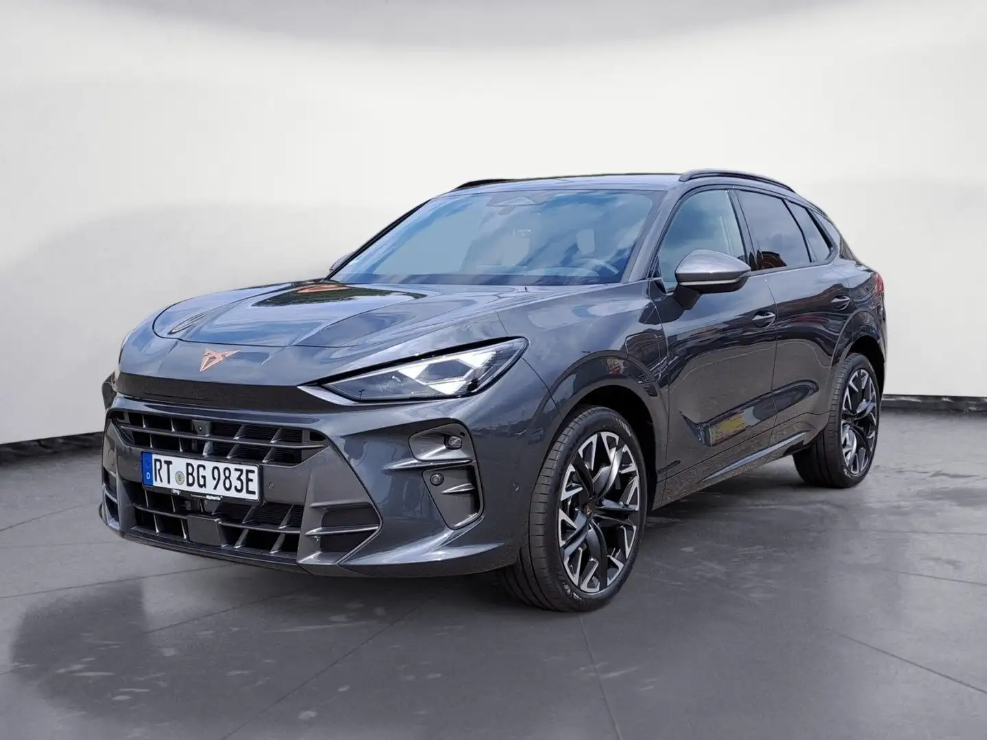 CUPRA Terramar VZ 1.5 e-HYBRID  6-Gang-DSG Grau - 1