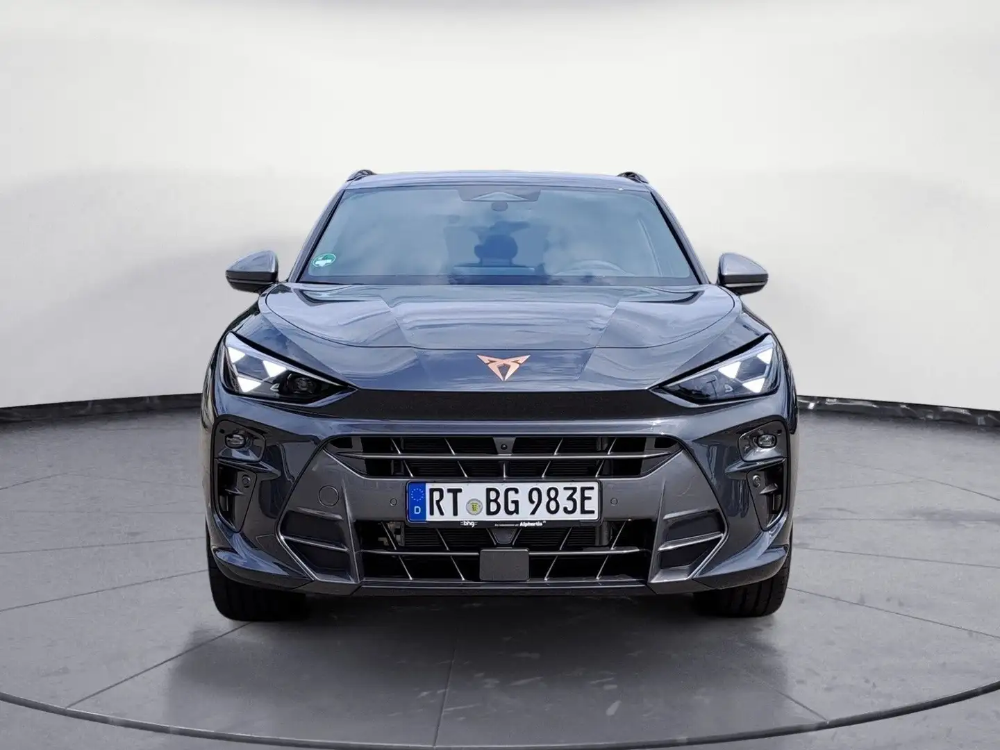 CUPRA Terramar VZ 1.5 e-HYBRID  6-Gang-DSG Grau - 2