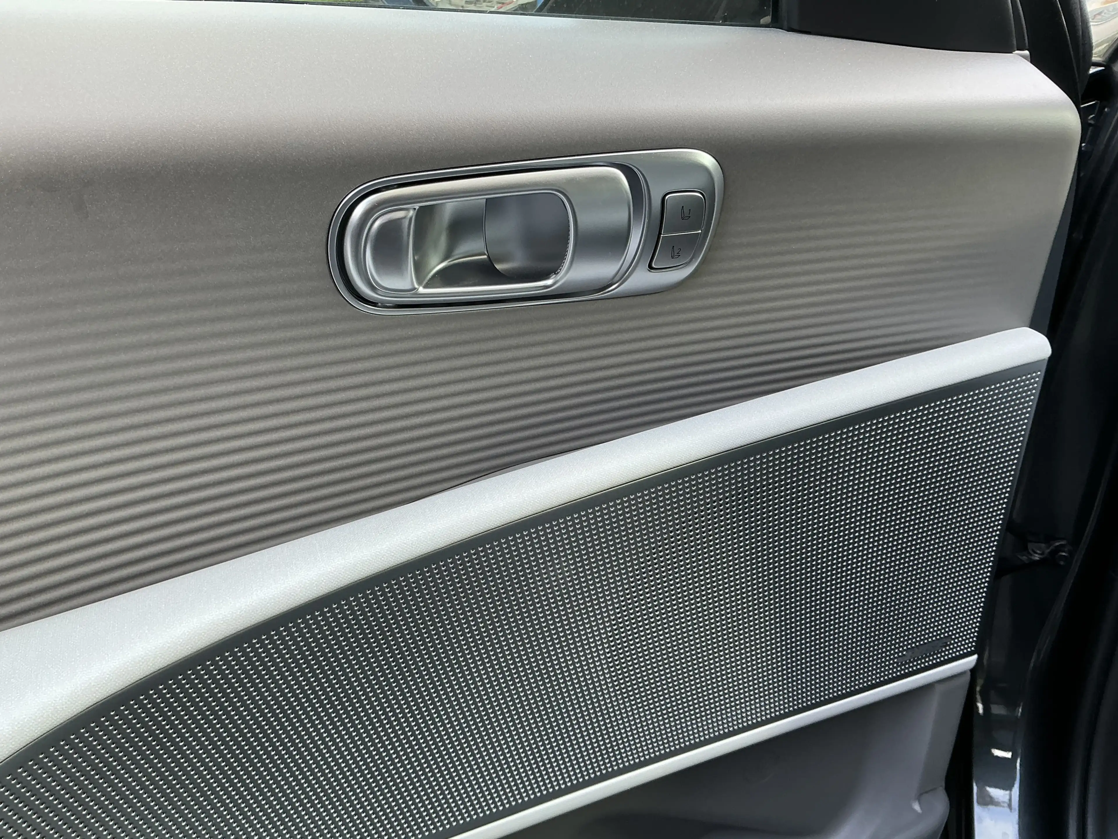 Hyundai IONIQ 6 Uniq Leder BOSE Memory 360Cam HUD ACC — photo 8