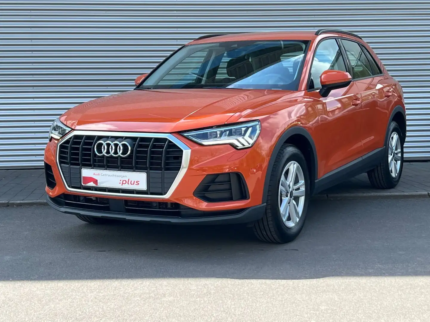 Audi Q3 35 TFSI S-TRONIC+WINTERRÄDER+MATRIX+SPORTSITZ Oranžová - 2