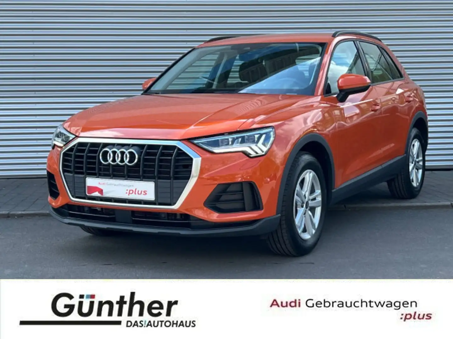 Audi Q3 35 TFSI S-TRONIC+WINTERRÄDER+MATRIX+SPORTSITZ Oranžová - 1