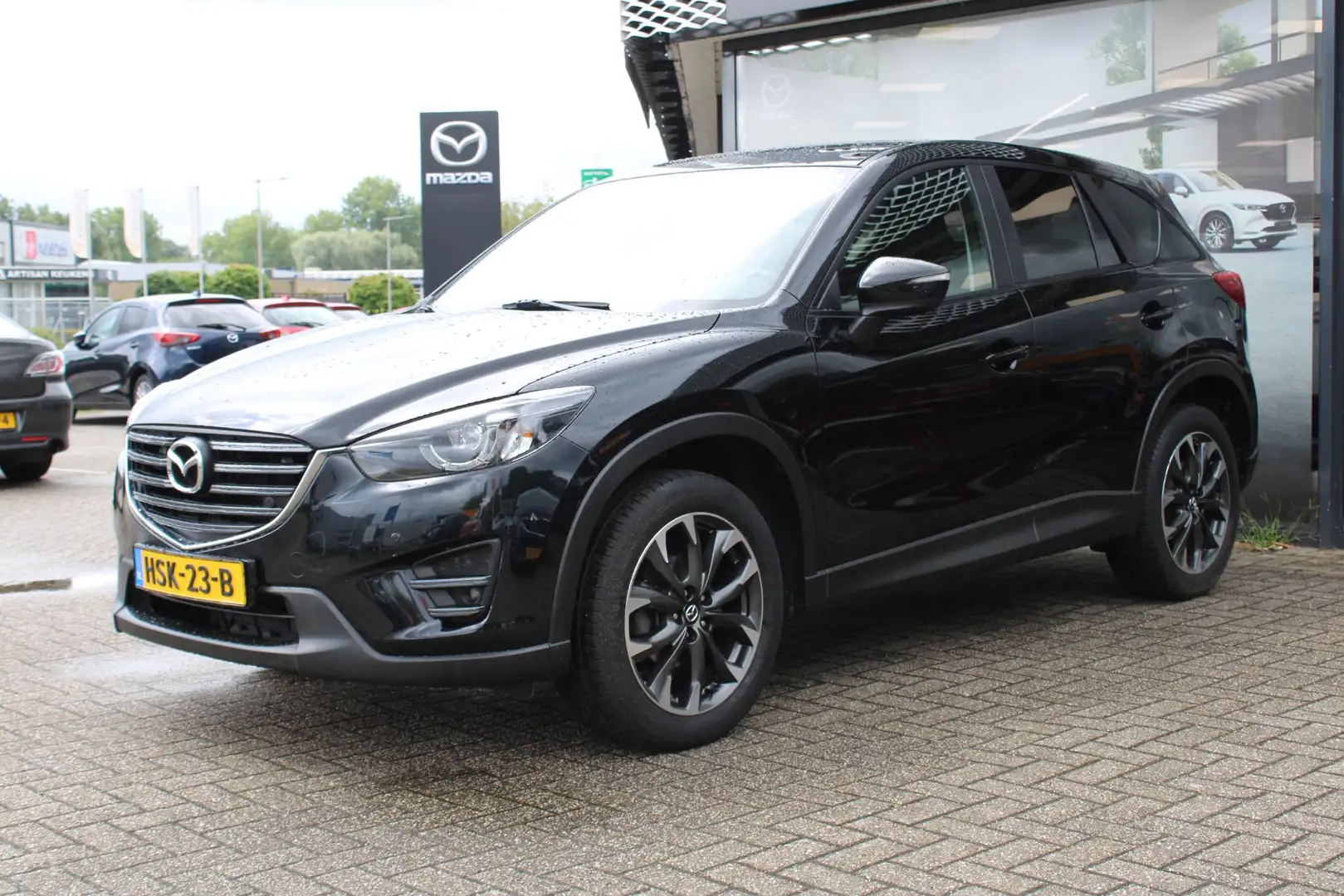 Mazda CX-5 2.0 SkyActiv-G 165 Nakama 2WD , Clima, Navi, Cruis Zwart - 2