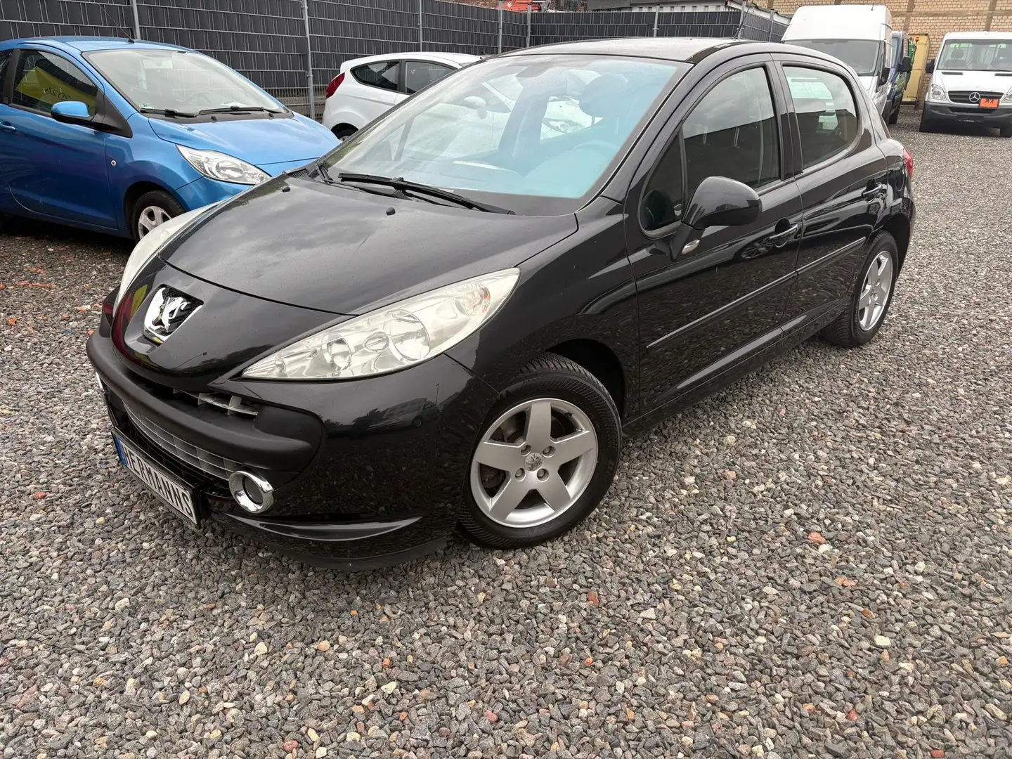 Peugeot 207 Sport *1.HAND / PANORAMADACH / ALLWETTERREIFEN* Zwart - 1