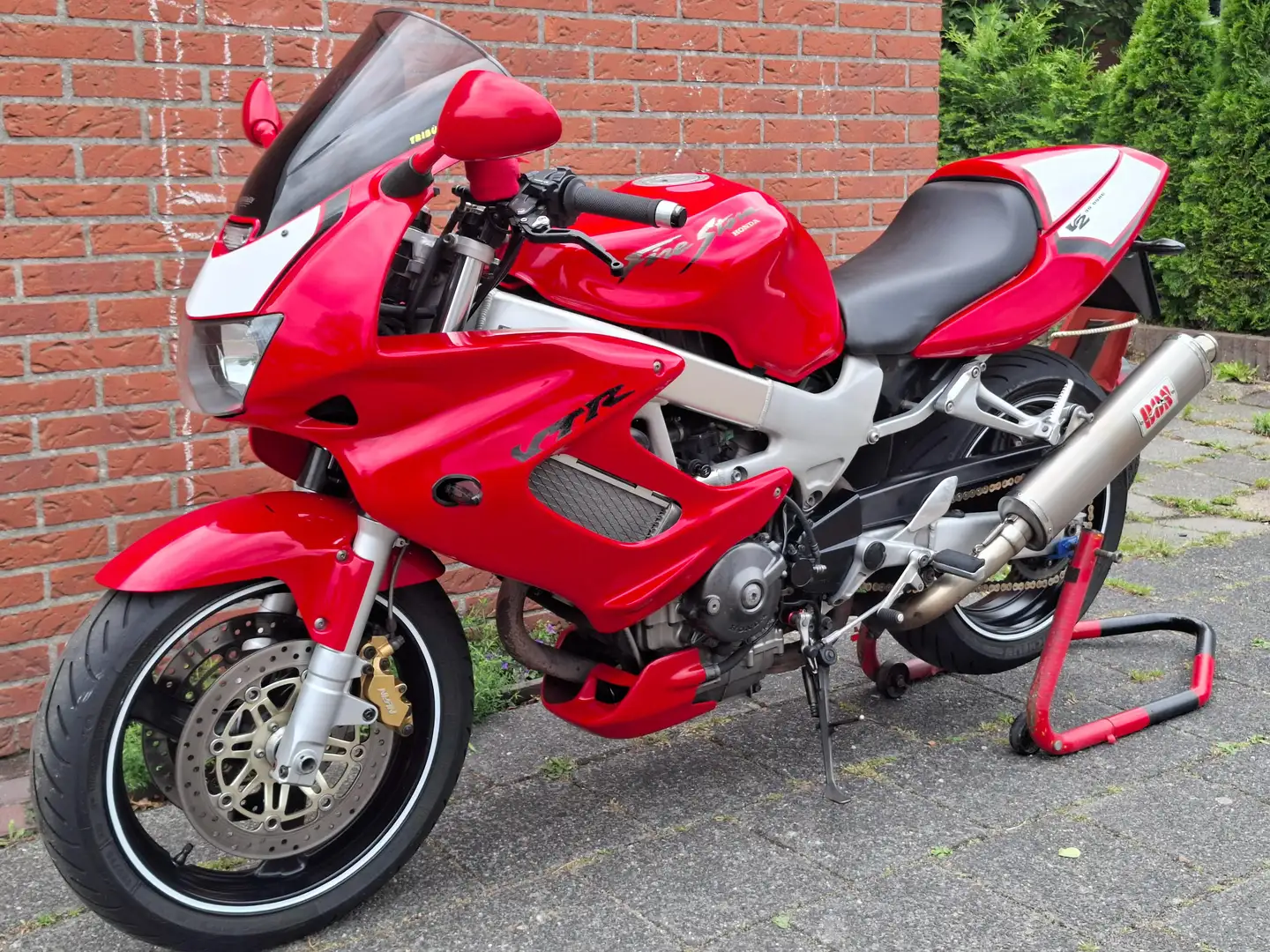 Honda VTR 1000 Rot - 2