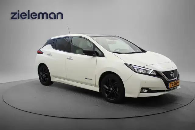 Nissan Leaf Tekna 40 kWh - Carplay, Camera, Half Leer, Stuur/S