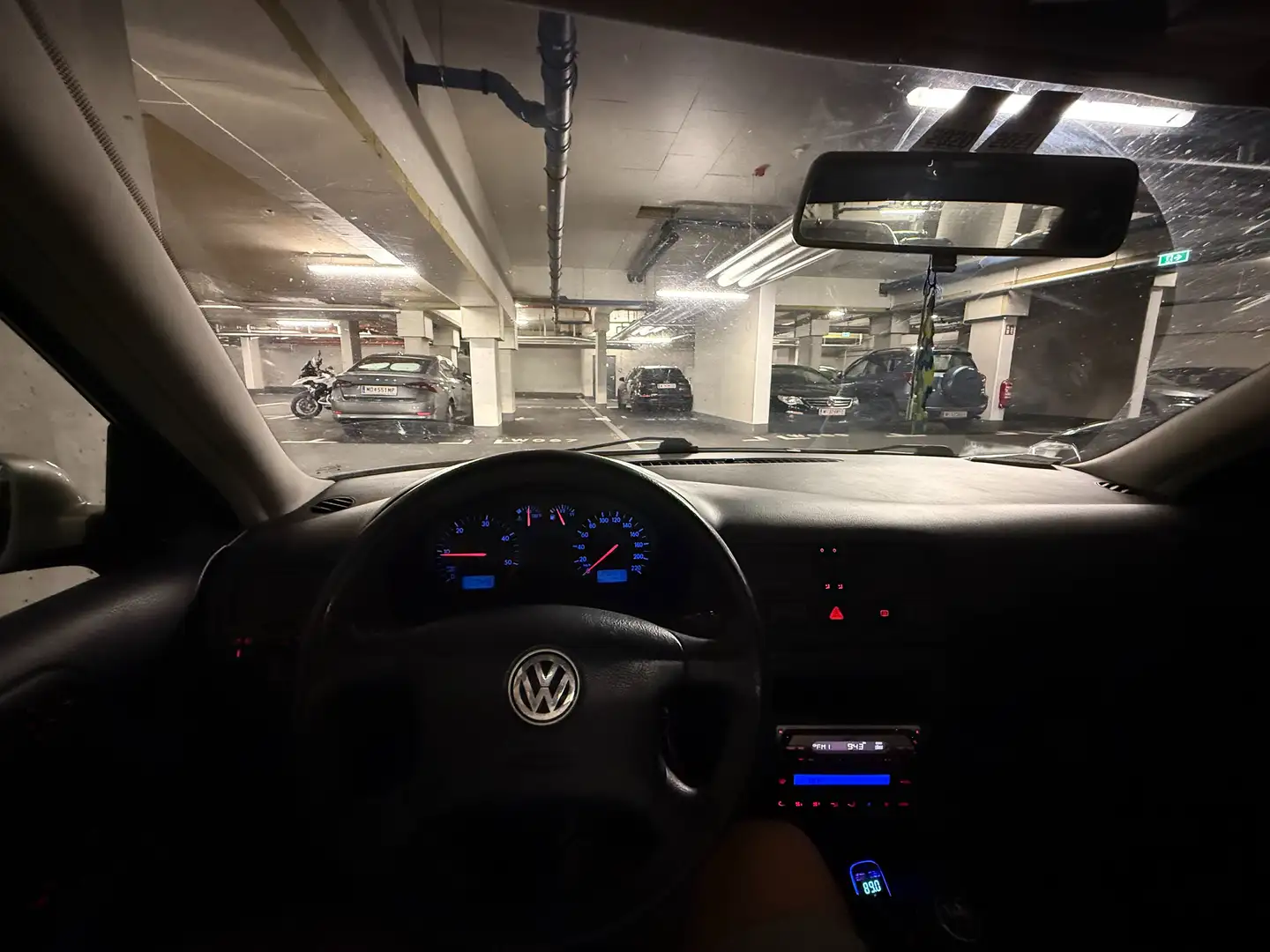 Volkswagen Bora Bora 1,9 Comfortline TDI Plateado - 1