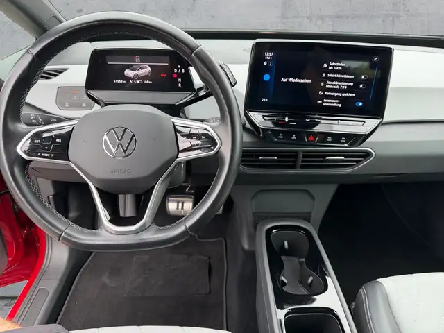 Volkswagen Id.3 view 9