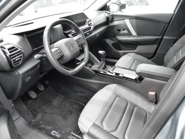 Citroen C4 view 11