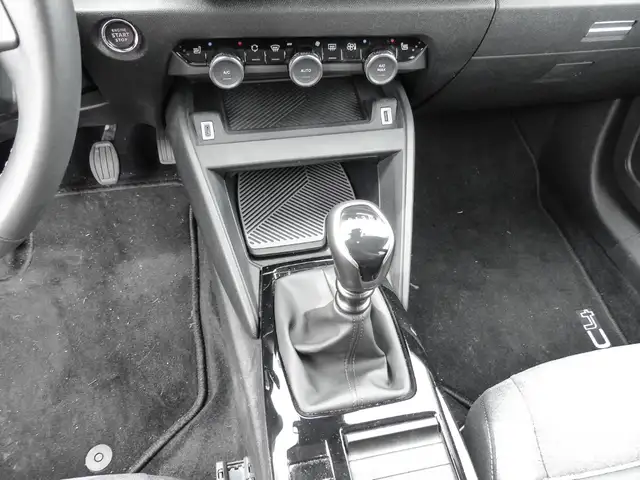 Citroen C4 view 9