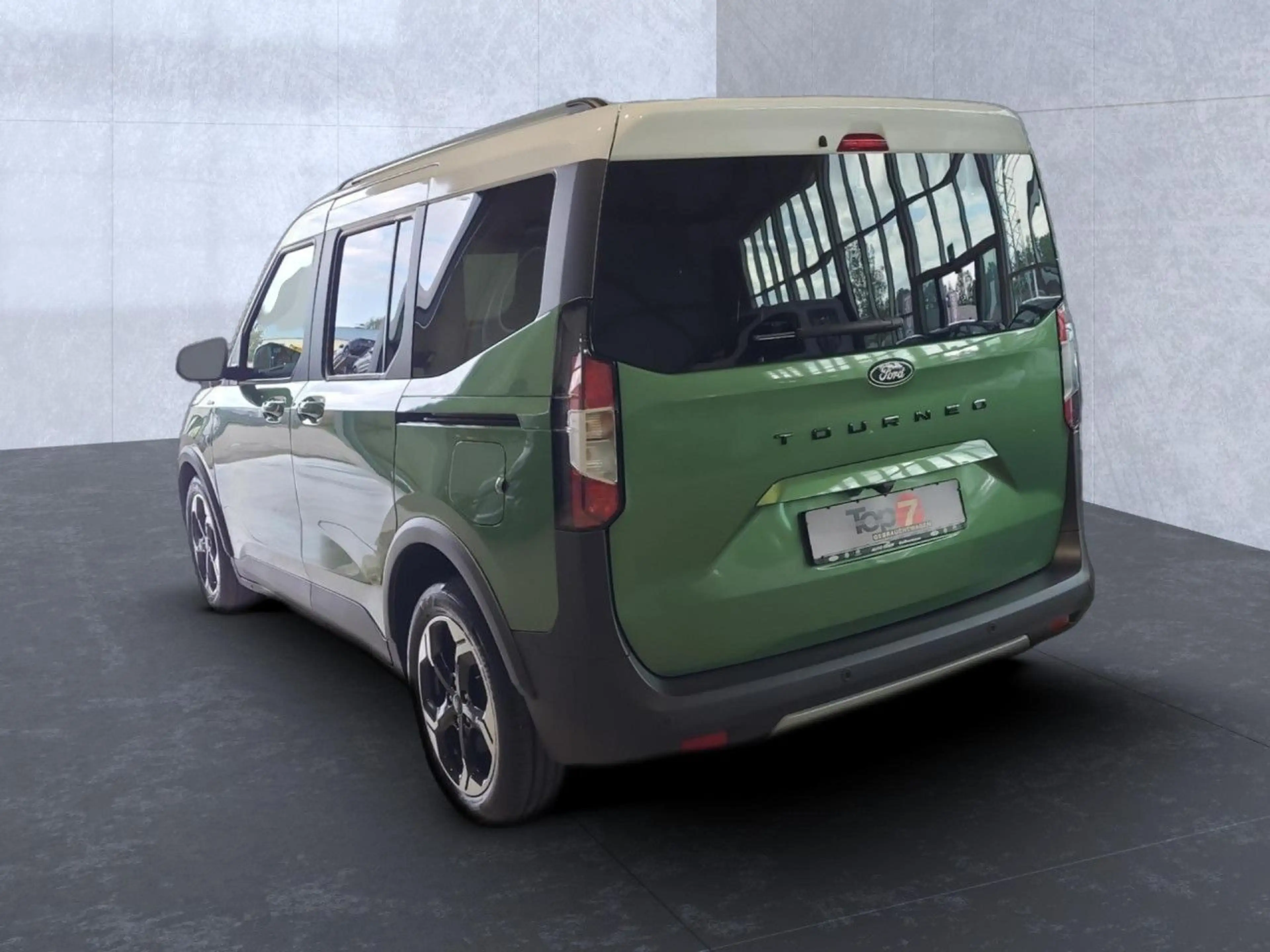 Ford Tourneo Courier Active Bluetooth Navi Klima — photo 3