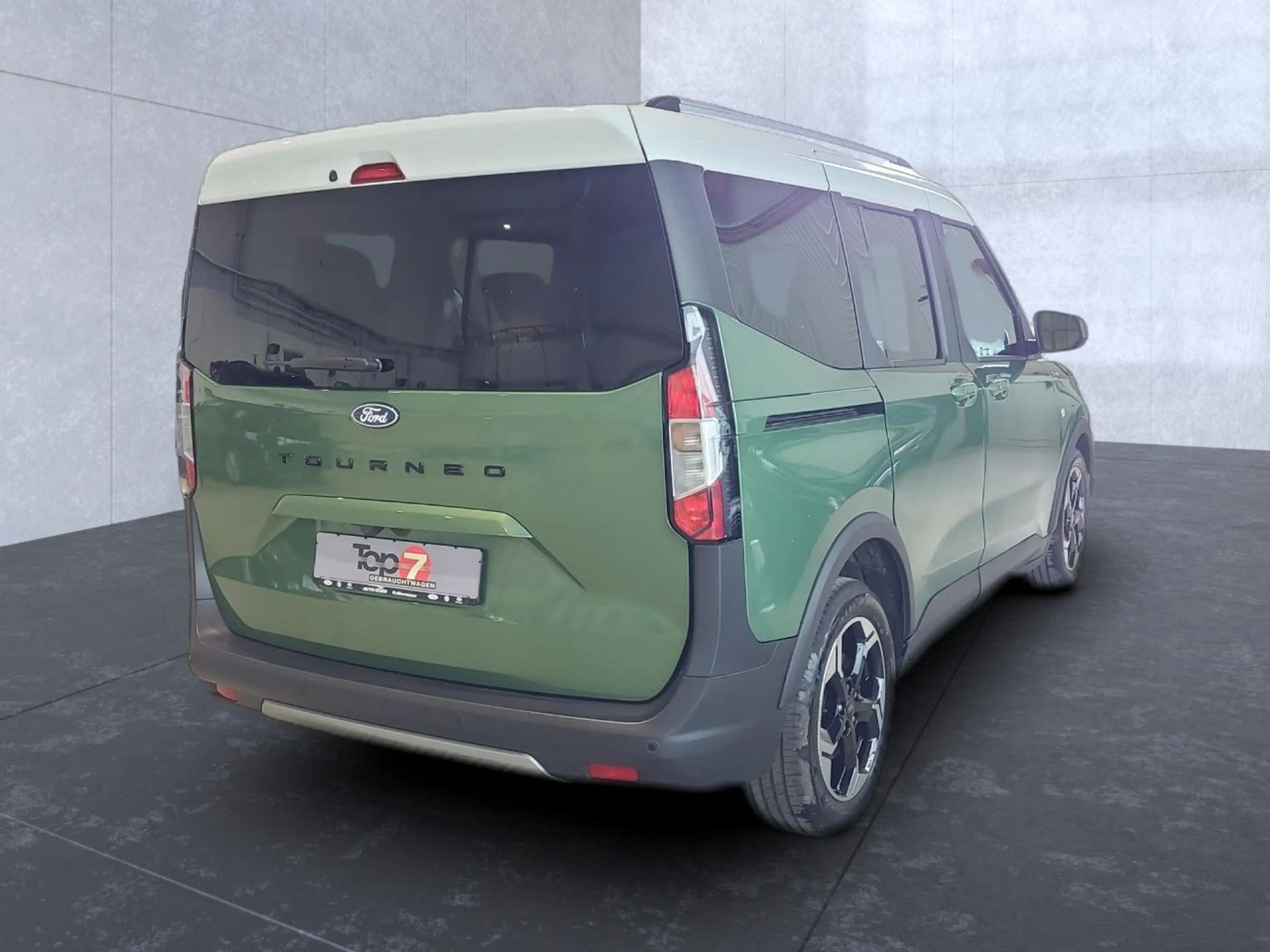 Ford Tourneo Courier Active Bluetooth Navi Klima — photo 4