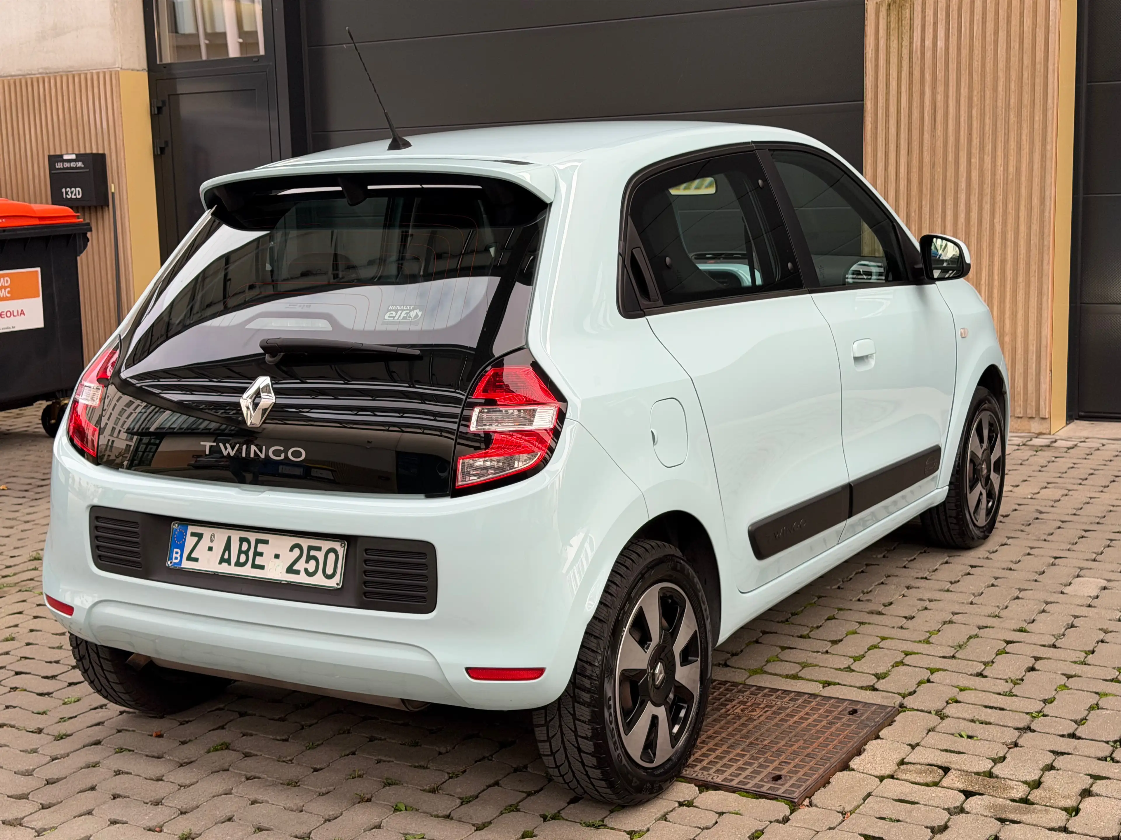 Renault Twingo Twingo 1.0i SCe Intens S — photo 5